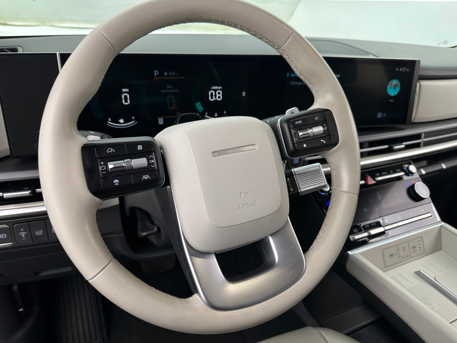 Thumbnail: 2025 Hyundai Santa Fe - 4