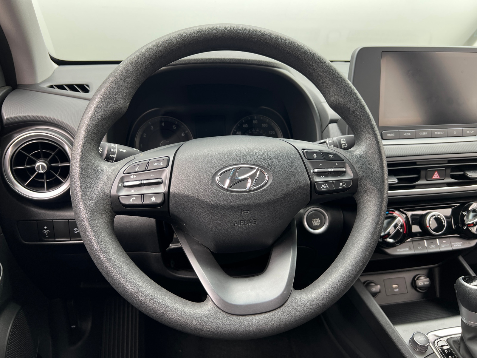 Thumbnail: 2022 Hyundai Kona - 5