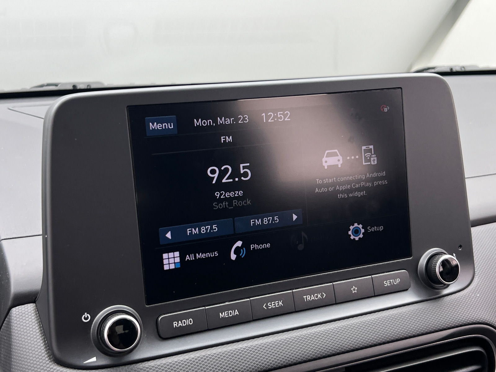 Thumbnail: 2022 Hyundai Kona - 4