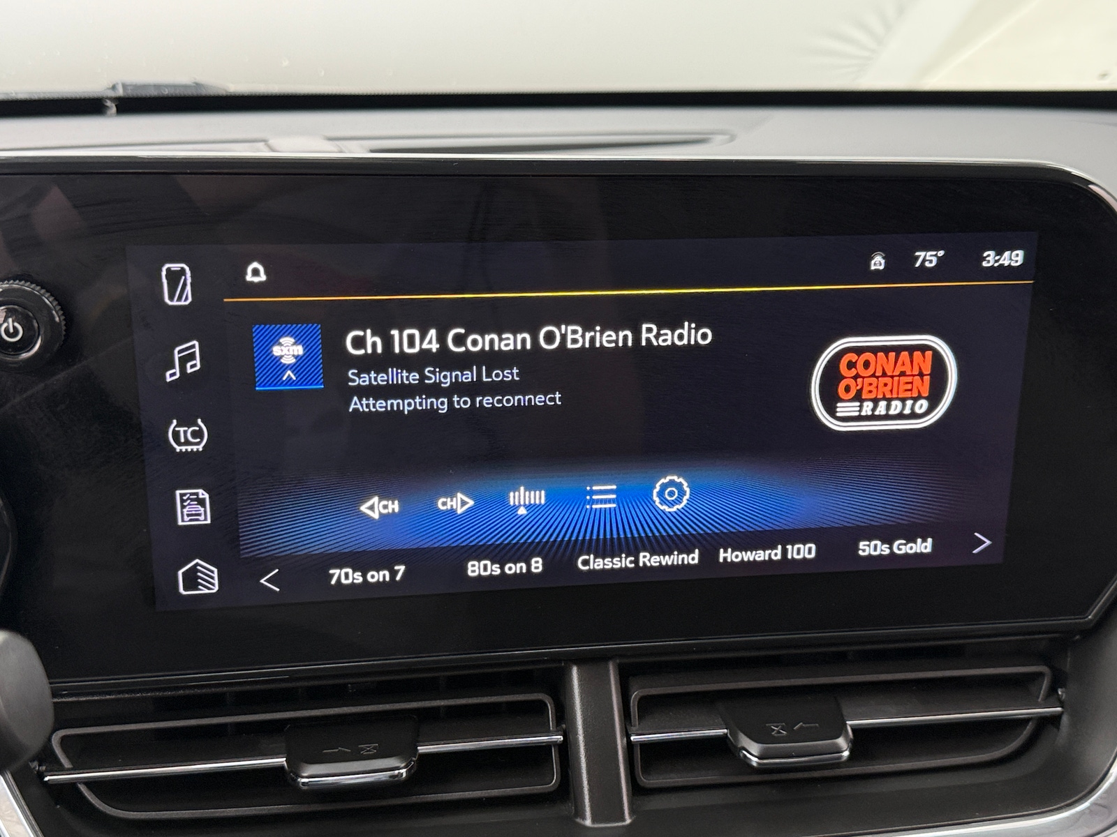 Thumbnail: 2025 Chevrolet Trax - 4