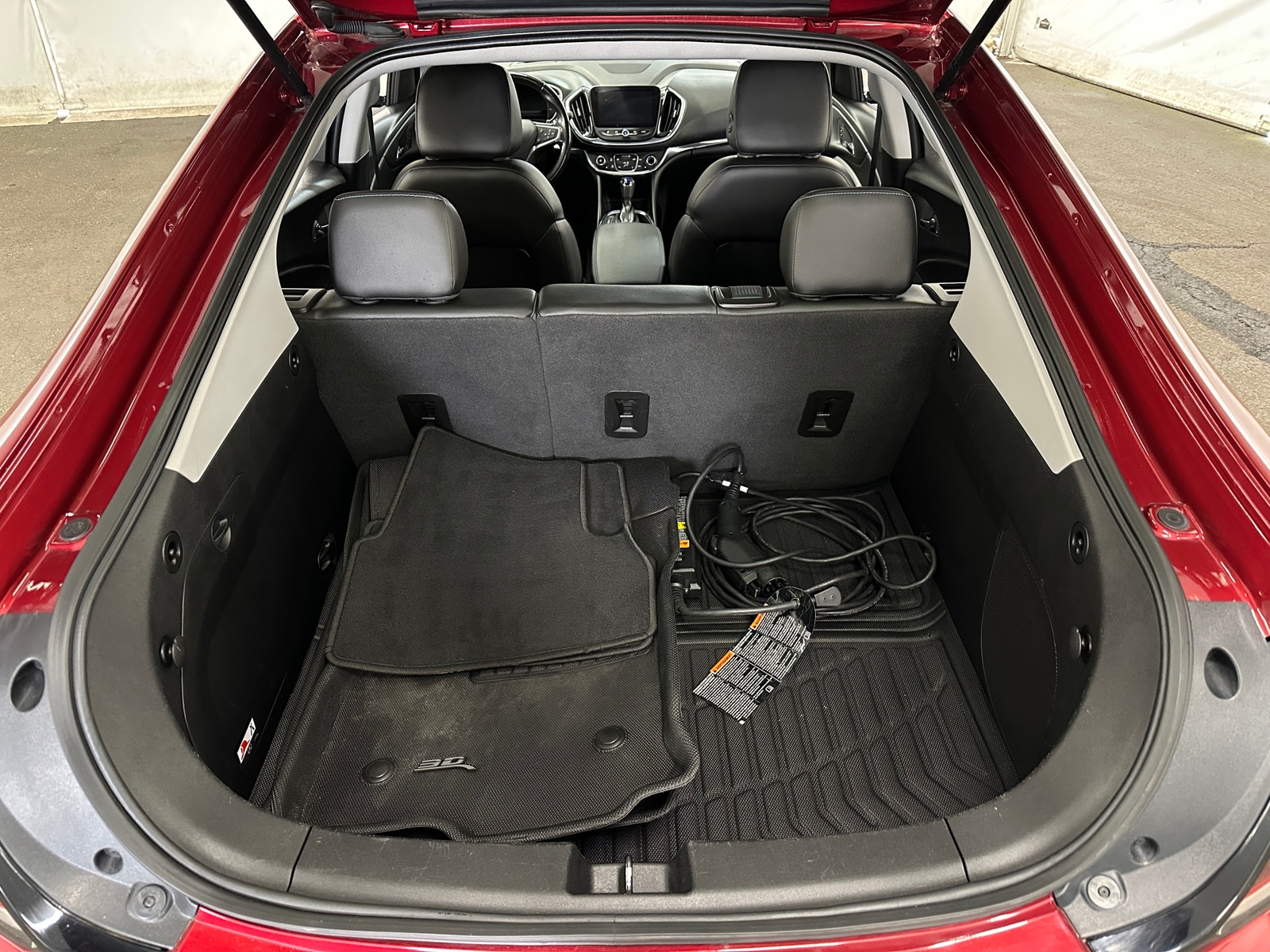 Thumbnail: 2018 Chevrolet Volt - 6