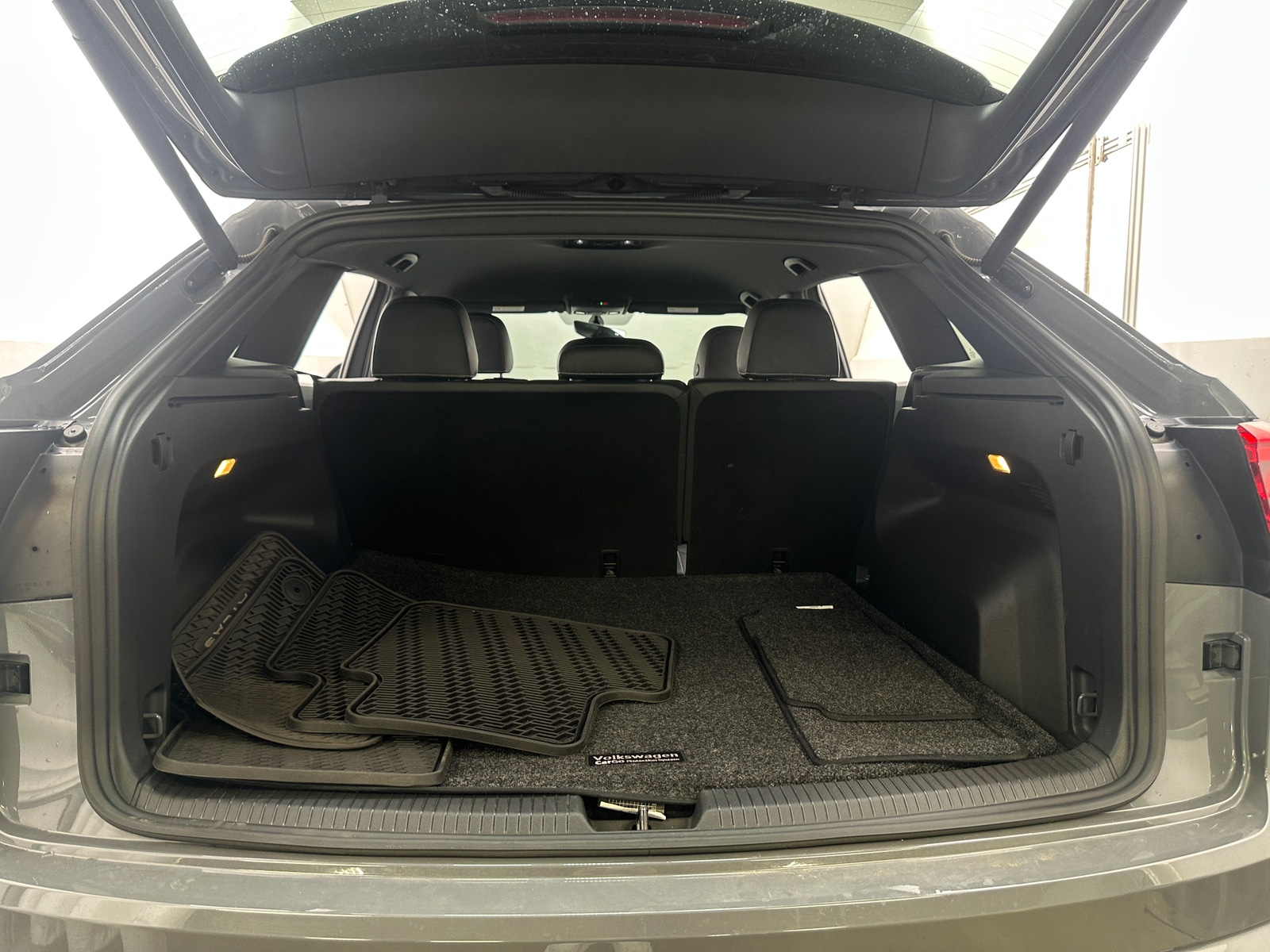 Thumbnail: 2020 Volkswagen Atlas - 6