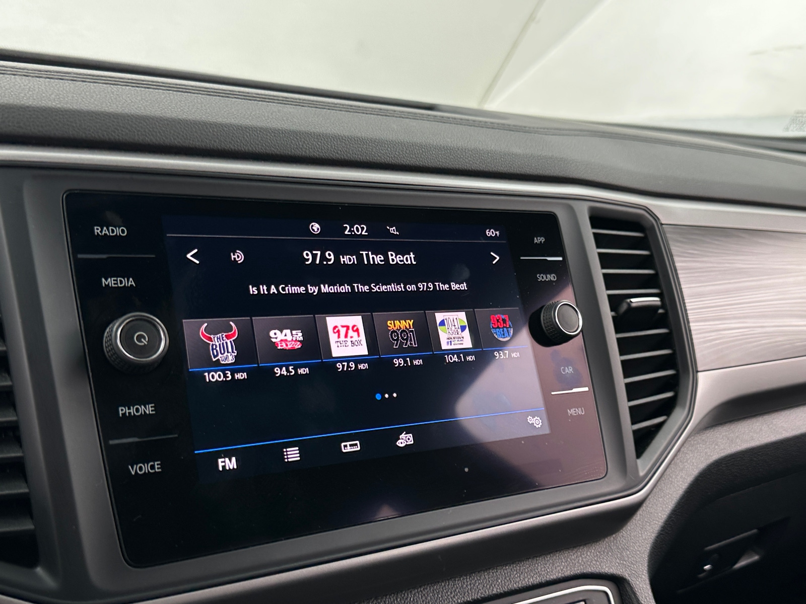 Thumbnail: 2020 Volkswagen Atlas - 3