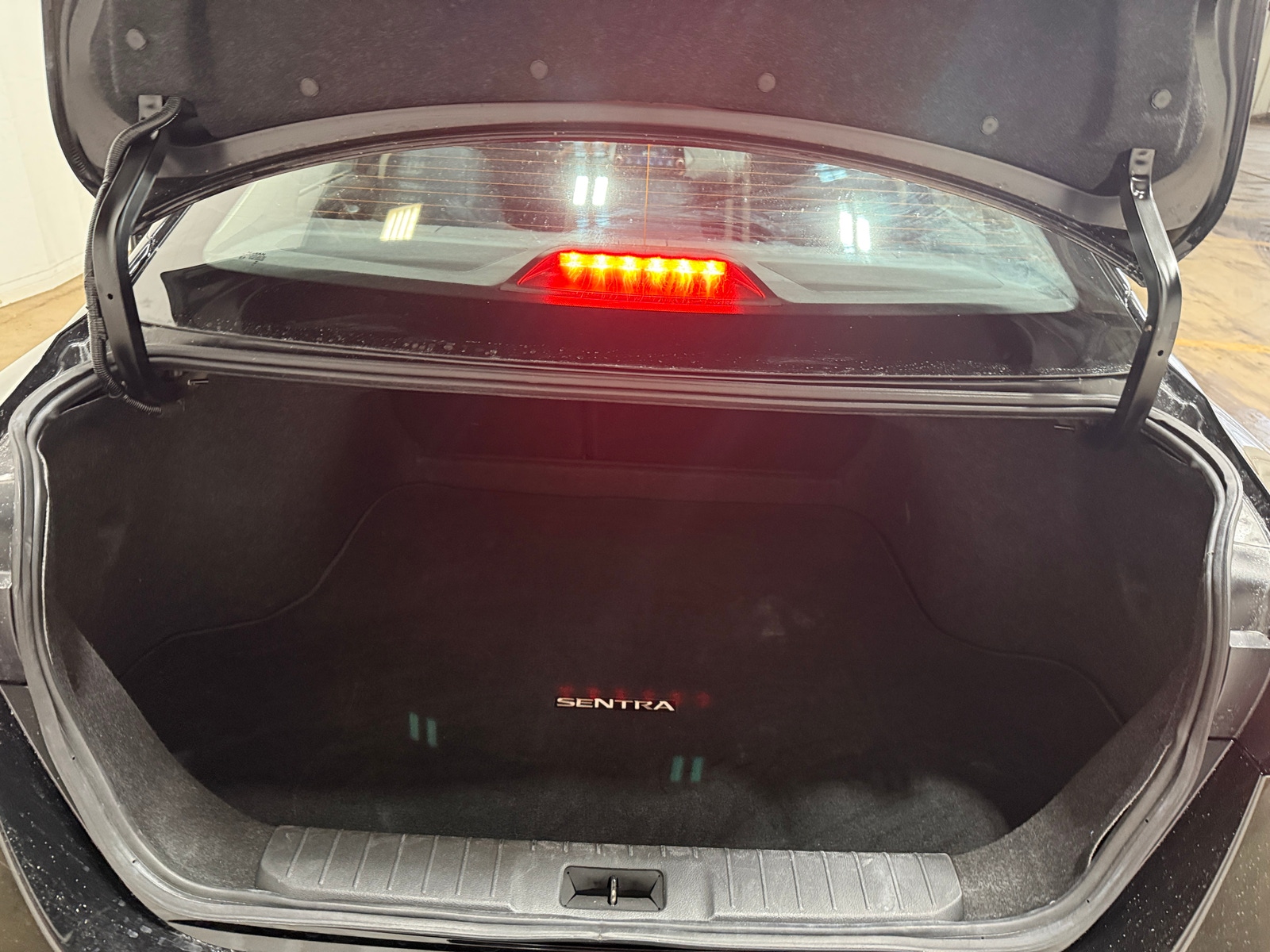 Thumbnail: 2024 Nissan Sentra - 7