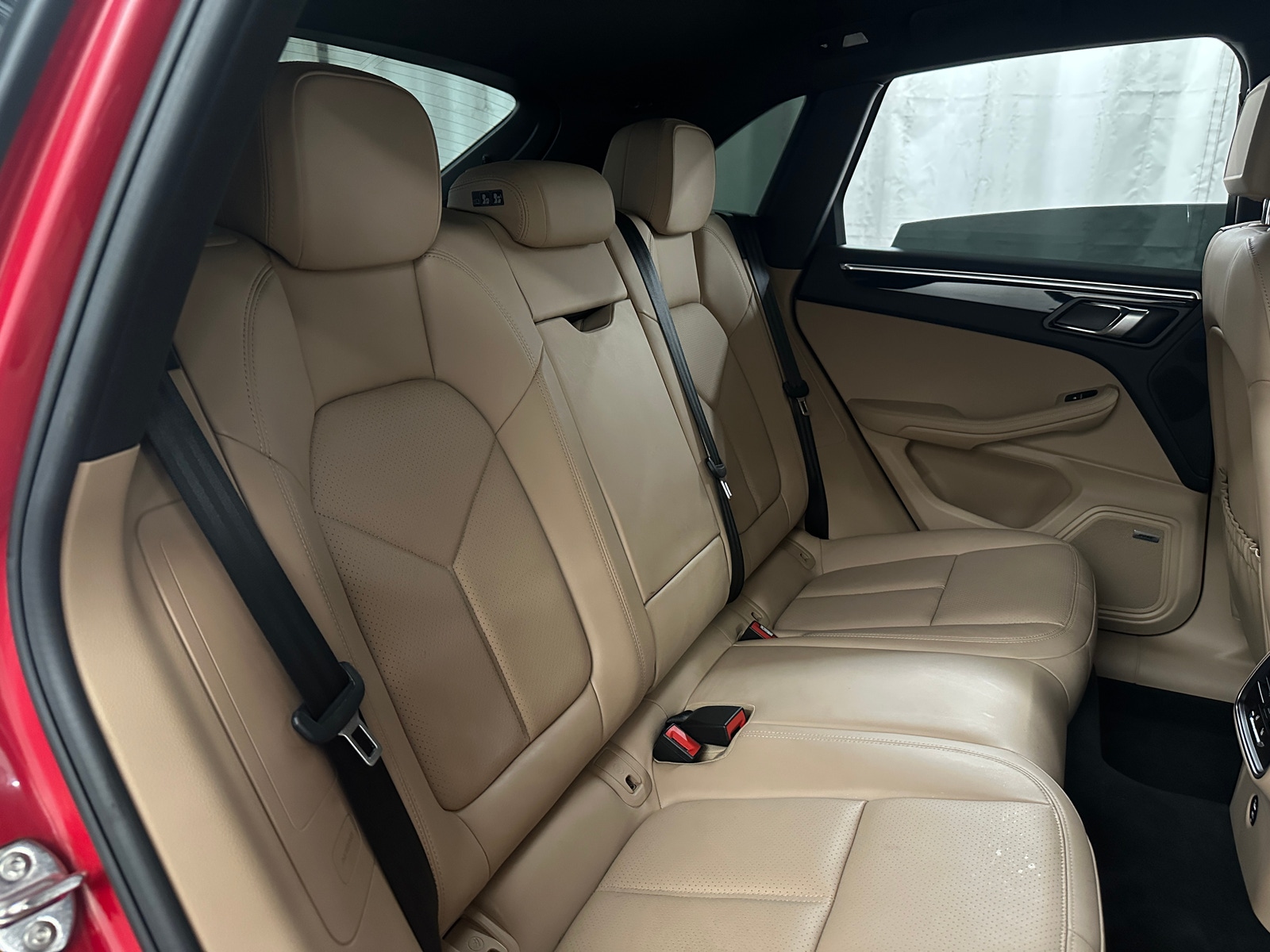 Thumbnail: 2020 Porsche Macan - 5