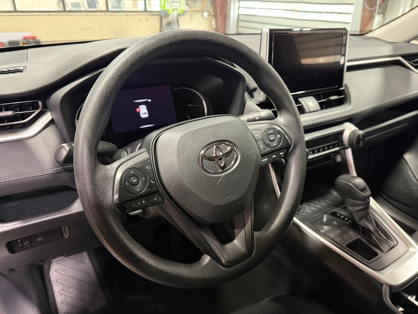 Thumbnail: 2023 Toyota RAV4 - 5