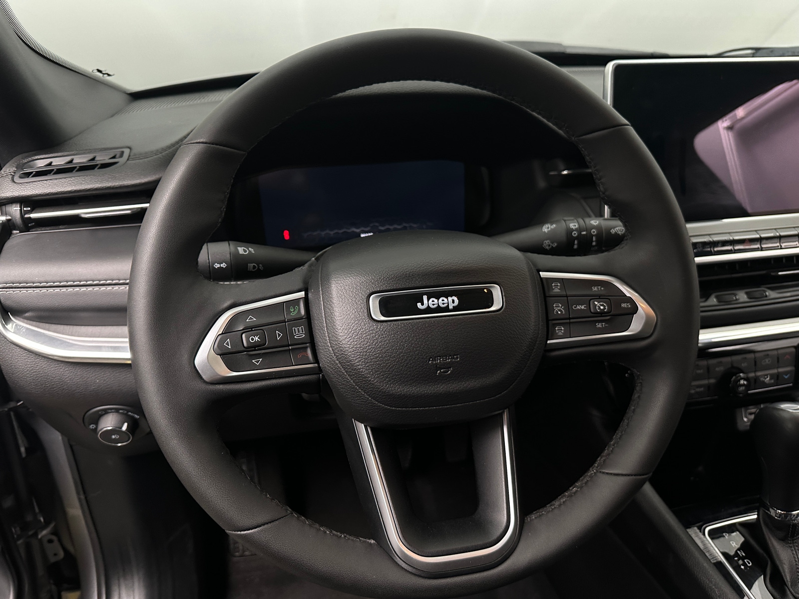 Thumbnail: 2023 Jeep Compass - 4