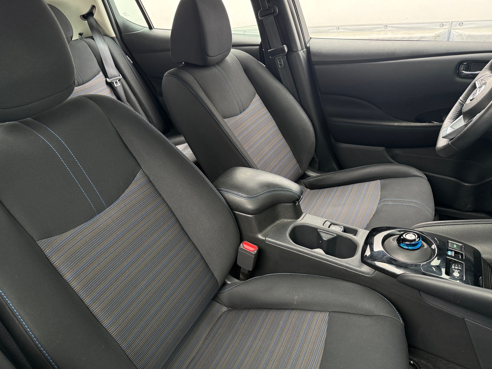 Thumbnail: 2020 Nissan Leaf - 2