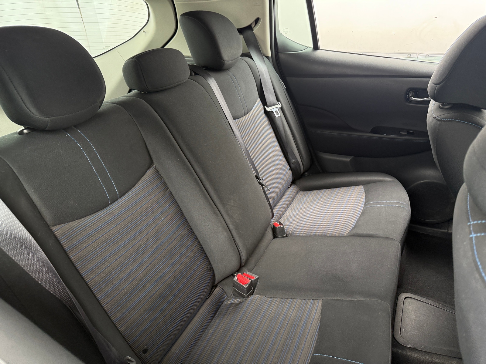 Thumbnail: 2020 Nissan Leaf - 6