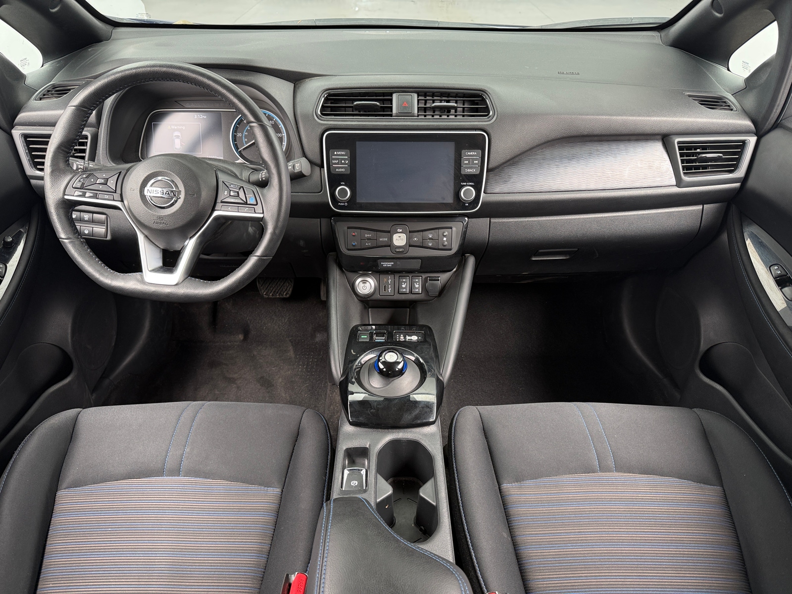 Thumbnail: 2020 Nissan Leaf - 3