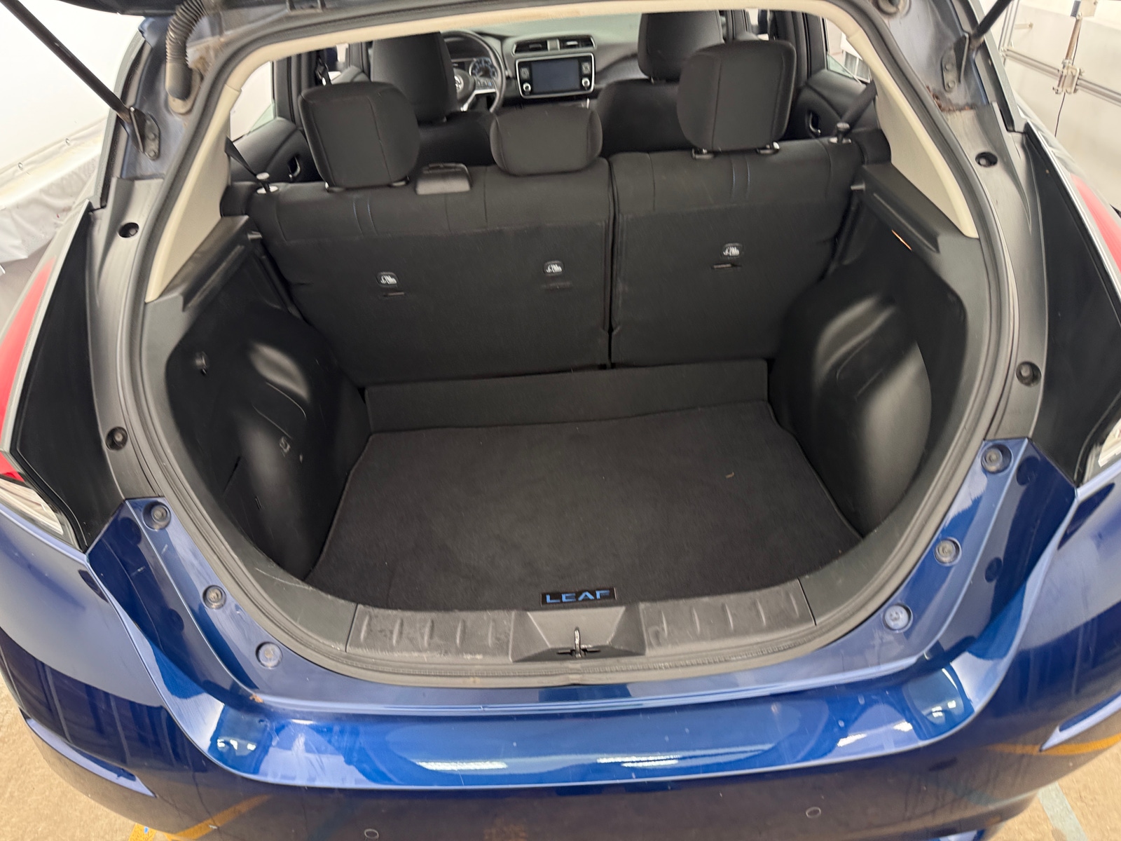 Thumbnail: 2020 Nissan Leaf - 7