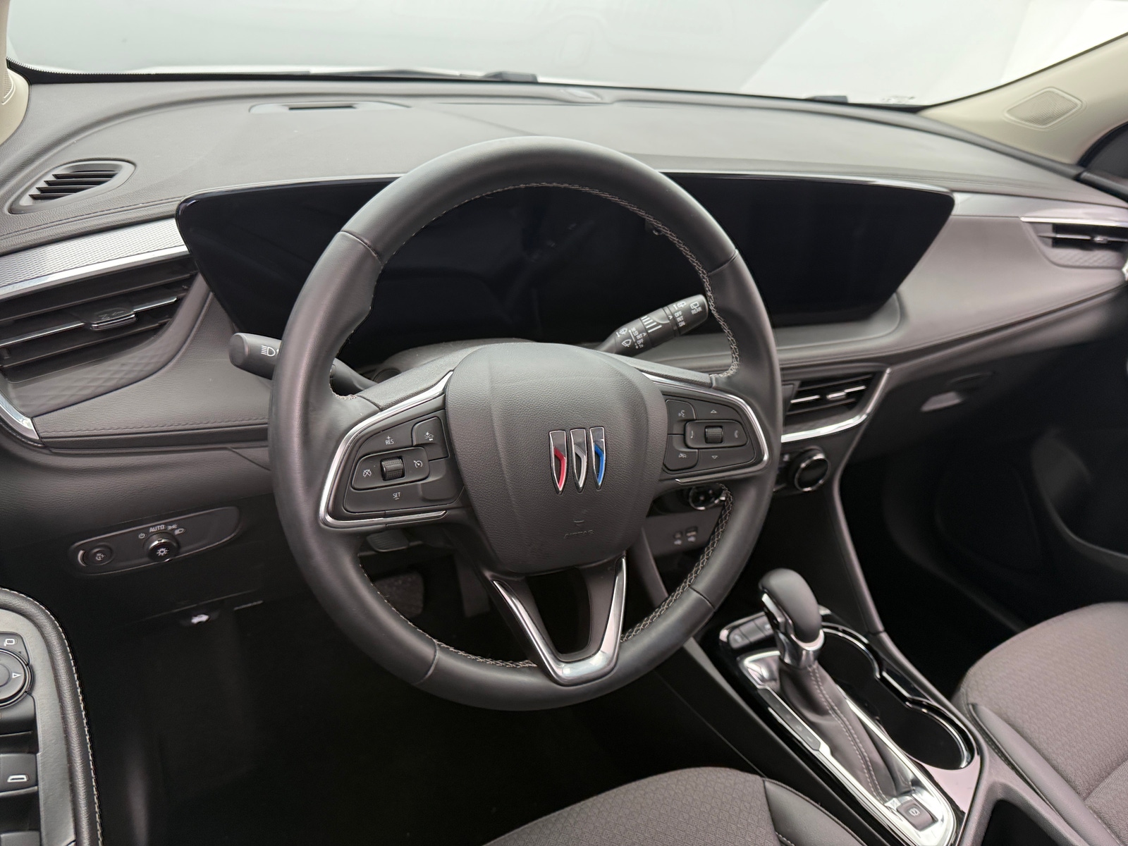 Thumbnail: 2025 Buick Encore GX - 5