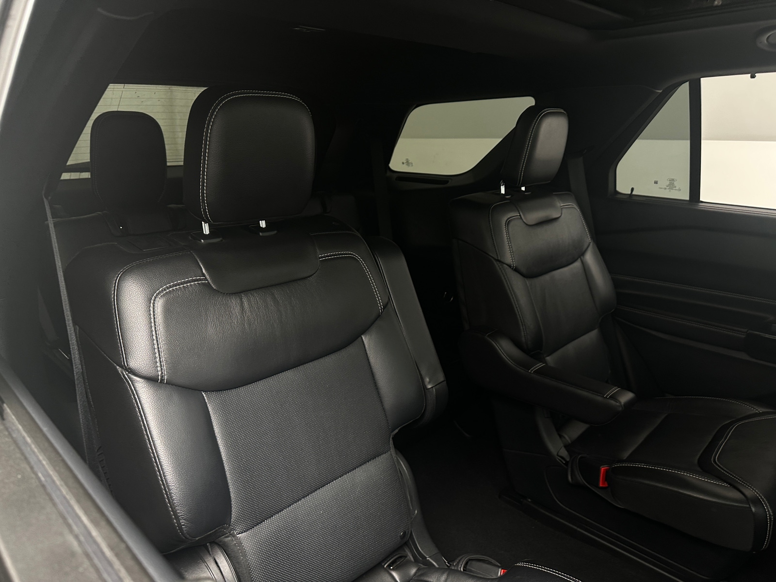 Thumbnail: 2023 Ford Explorer - 5