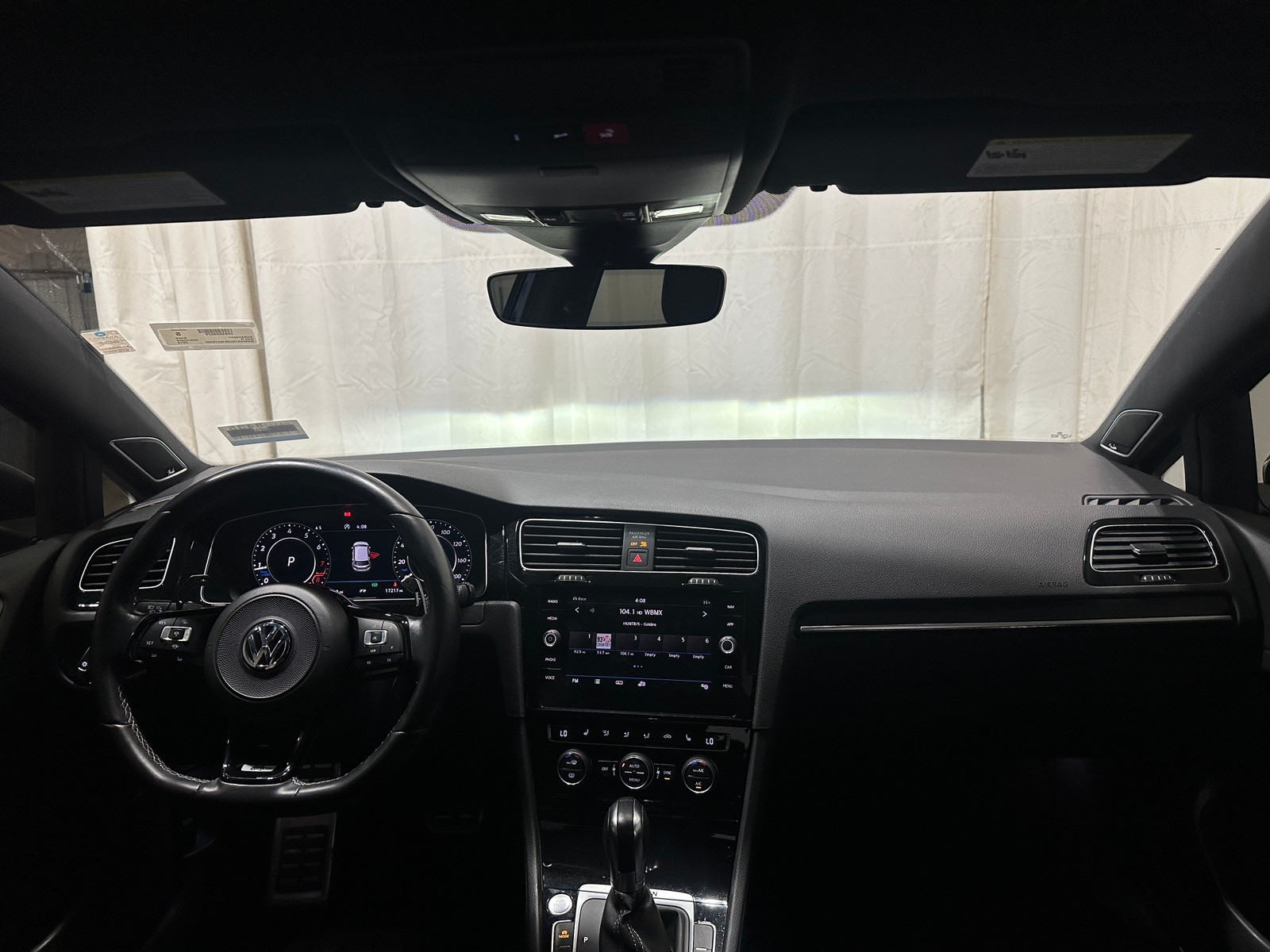 Thumbnail: 2019 Volkswagen Golf - 2