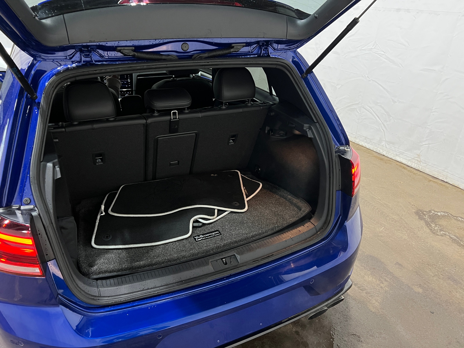 Thumbnail: 2019 Volkswagen Golf - 6