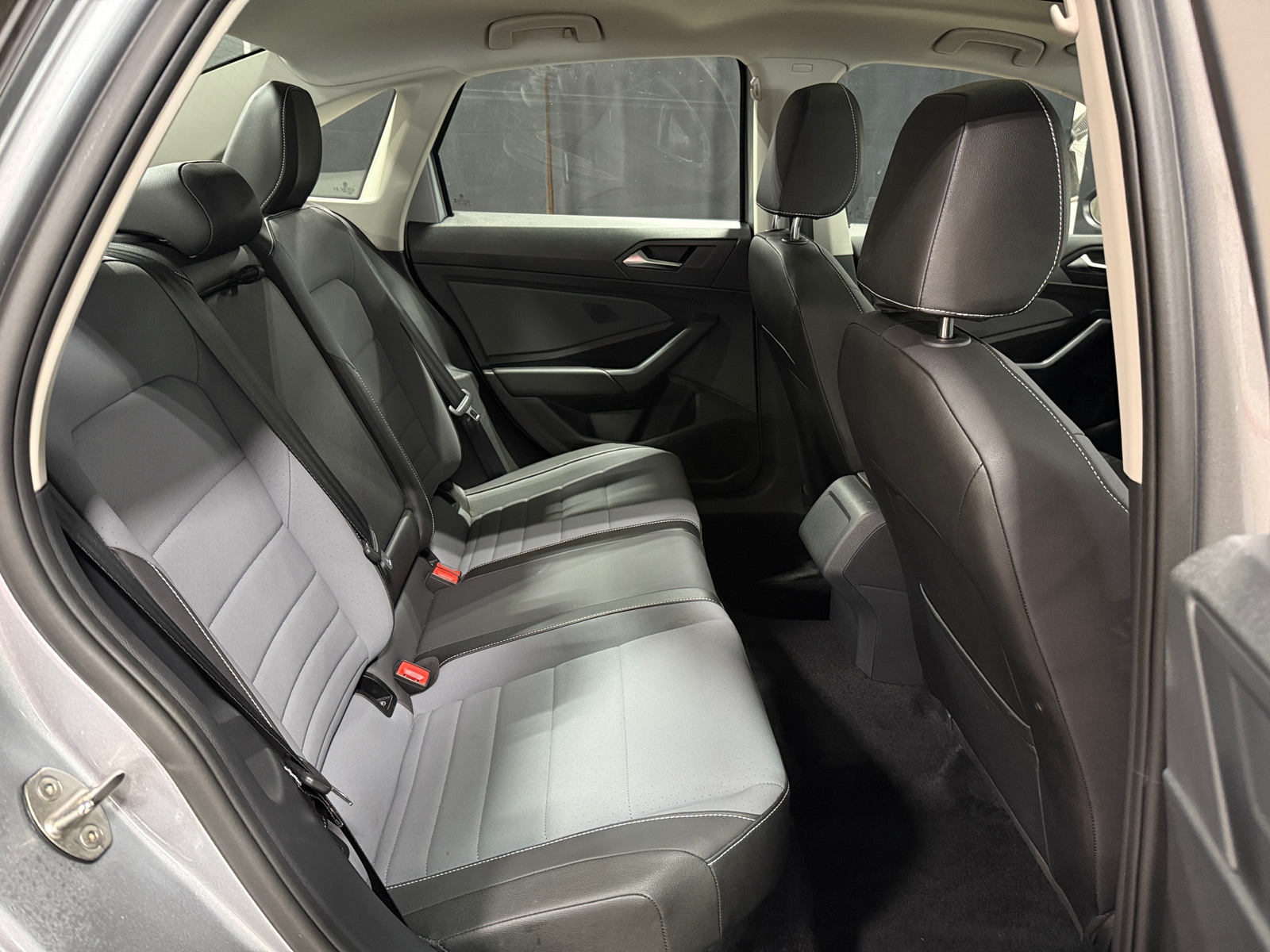 Thumbnail: 2025 Volkswagen Jetta - 5