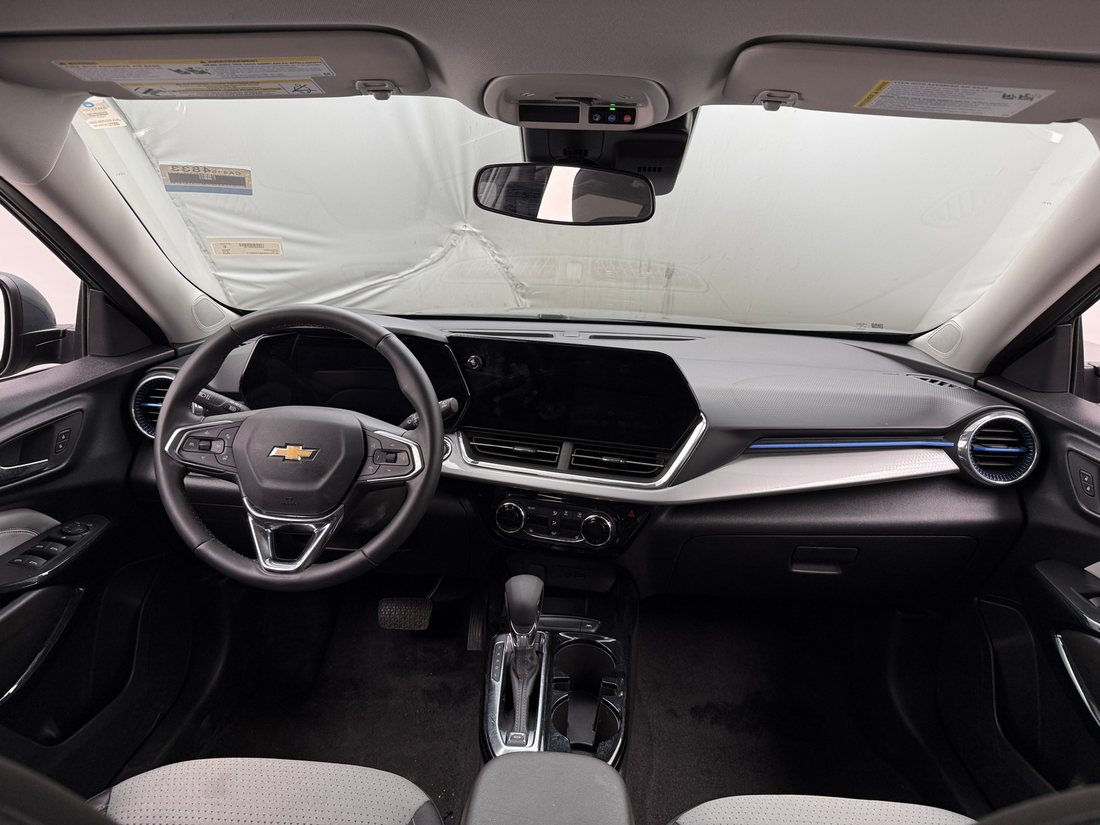 Thumbnail: 2025 Chevrolet Trax - 3