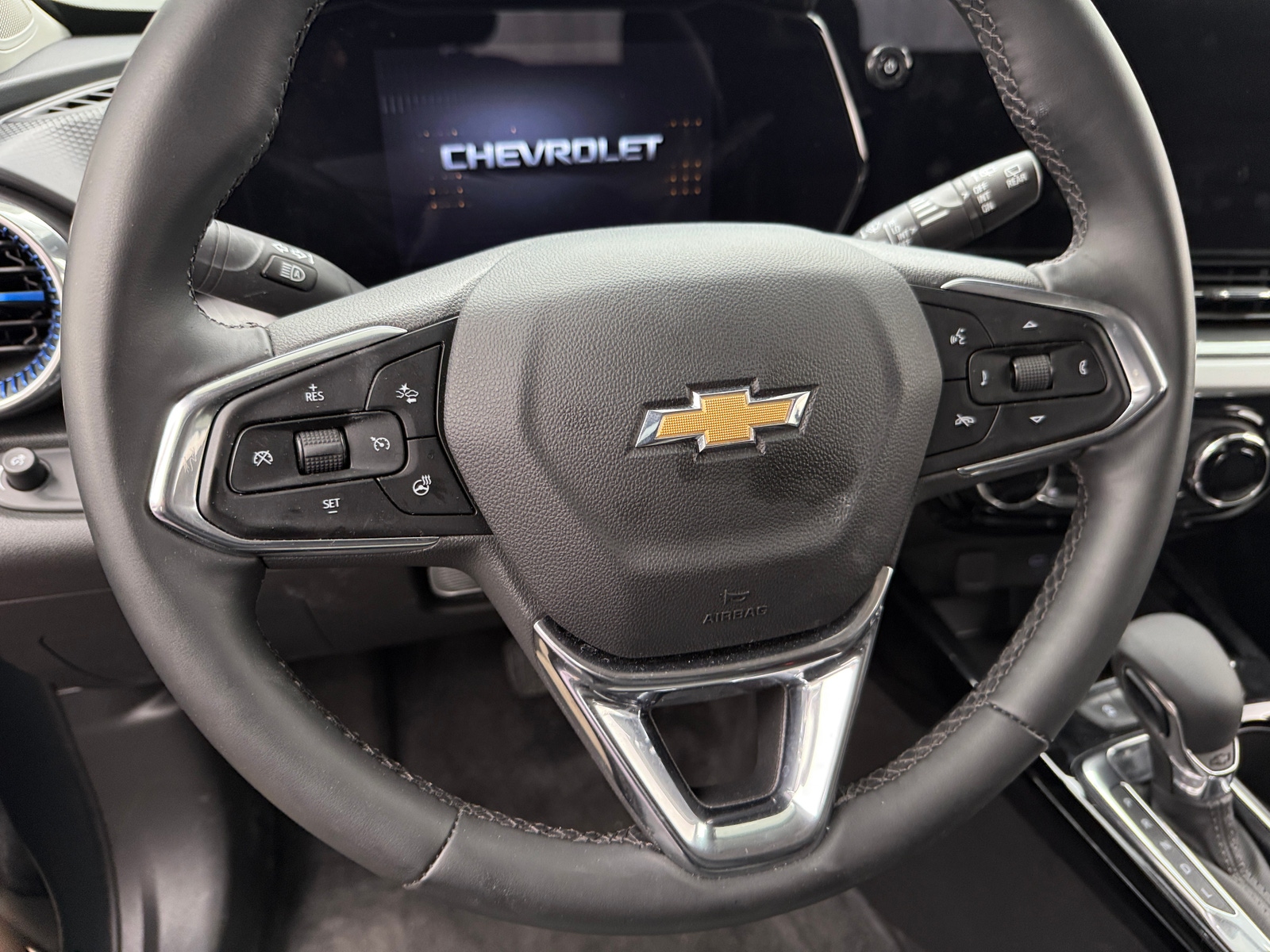 Thumbnail: 2025 Chevrolet Trax - 5