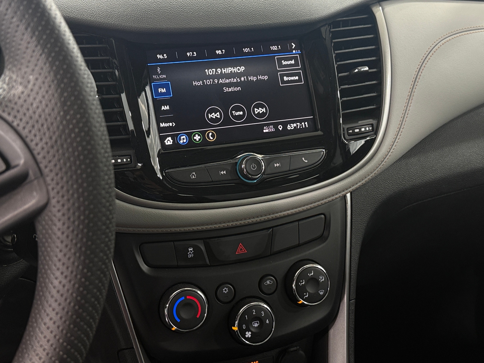 Thumbnail: 2020 Chevrolet Trax - 4