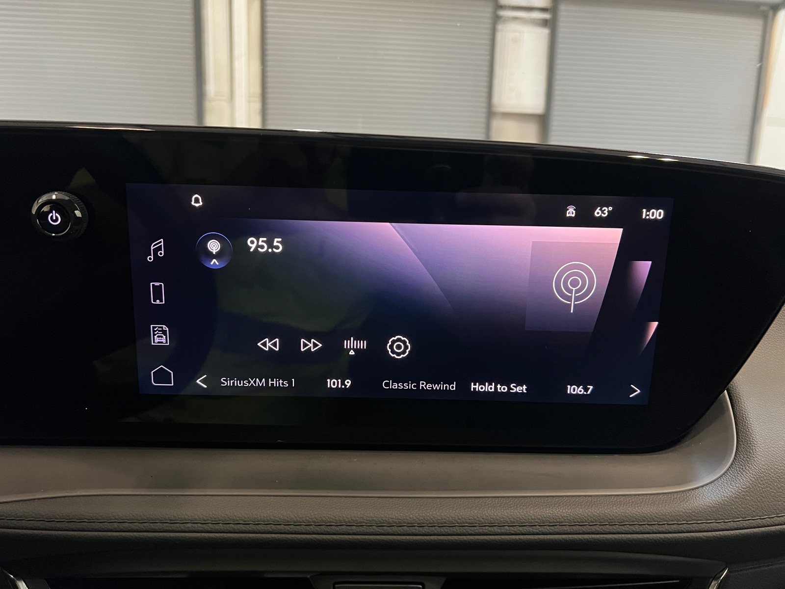 Thumbnail: 2025 Buick Encore GX - 3