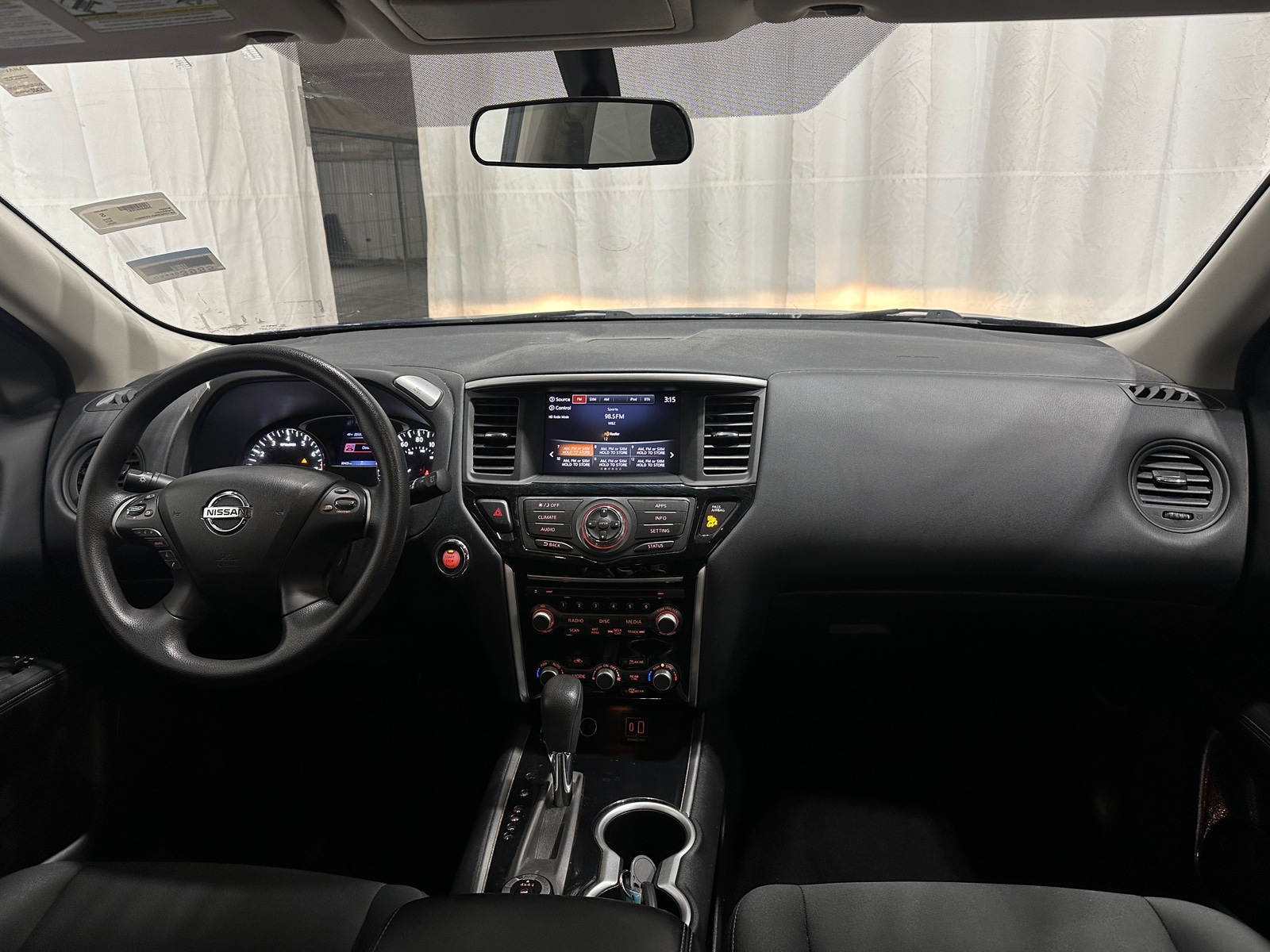 Thumbnail: 2020 Nissan Pathfinder - 3