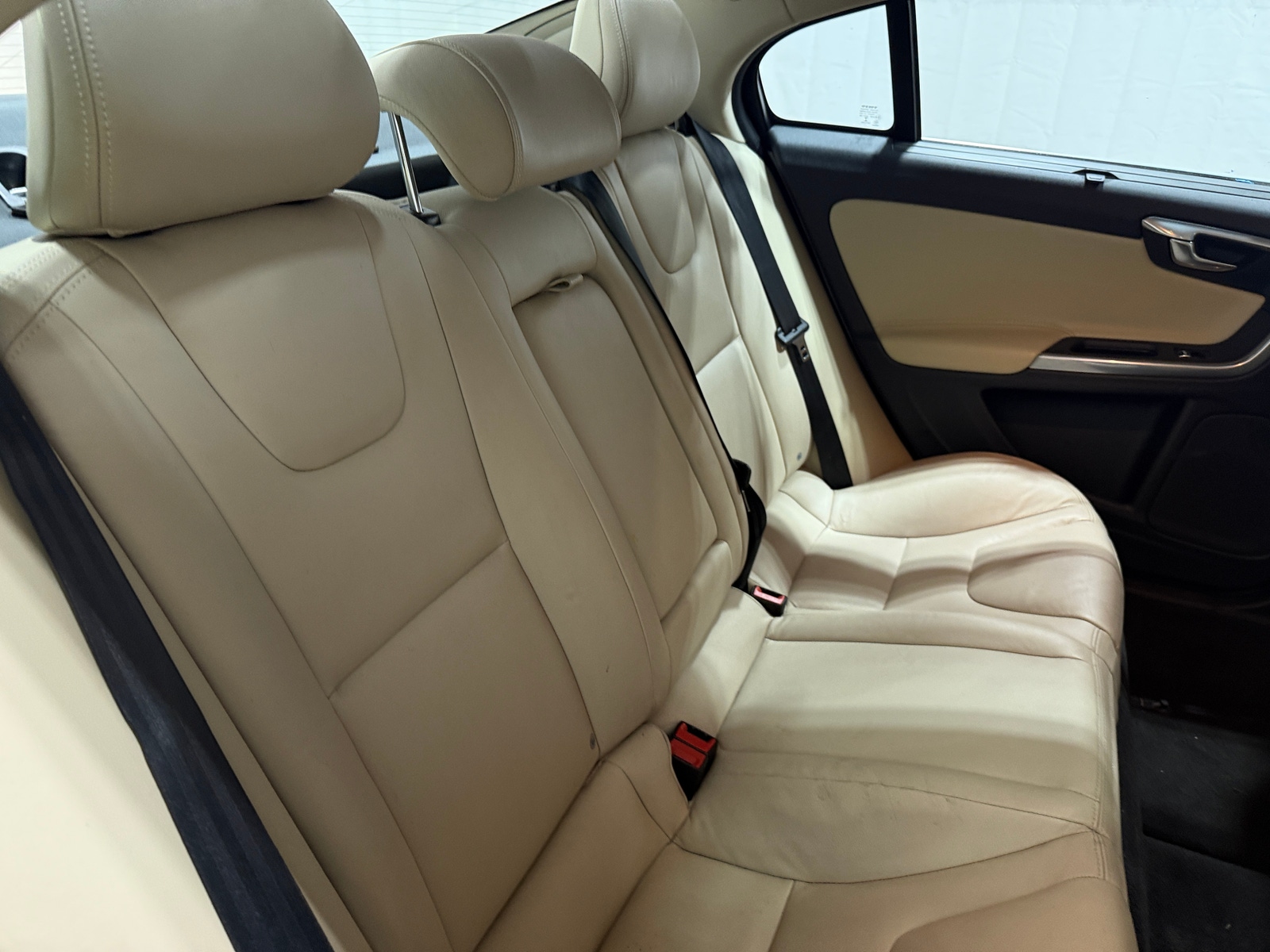 Thumbnail: 2018 Volvo S60 - 5