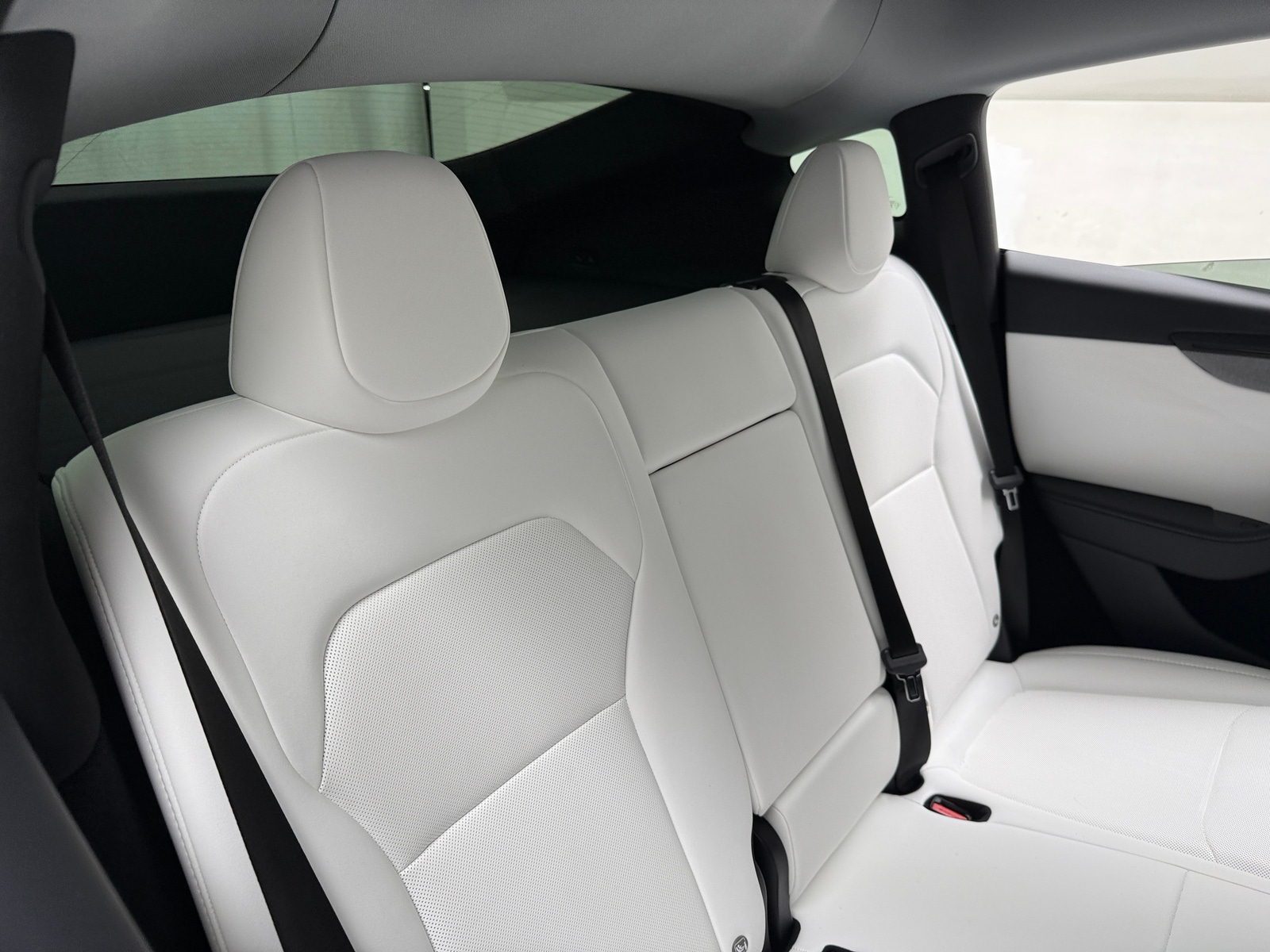 Thumbnail: 2026 Tesla Model Y - 5