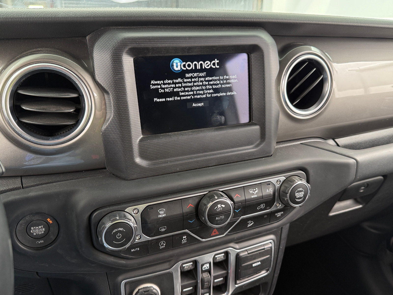 Thumbnail: 2018 Jeep Wrangler - 4