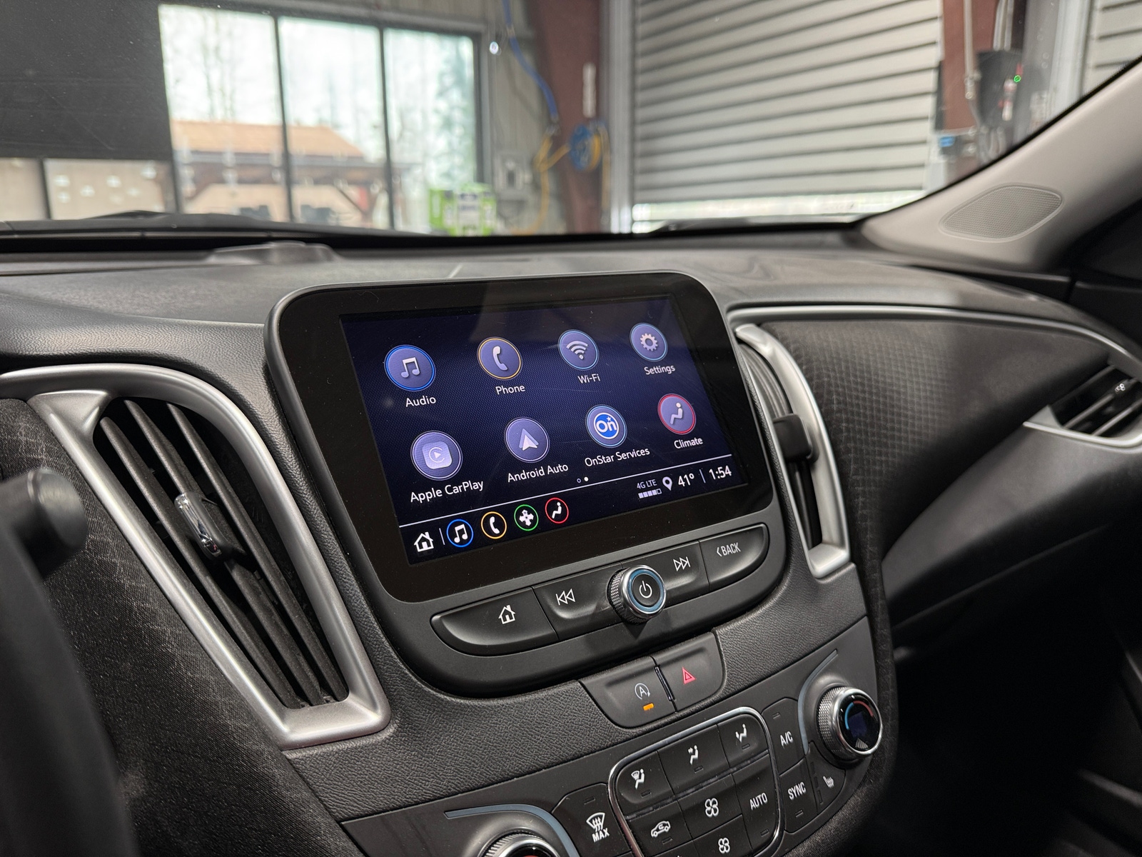 Thumbnail: 2024 Chevrolet Malibu - 4