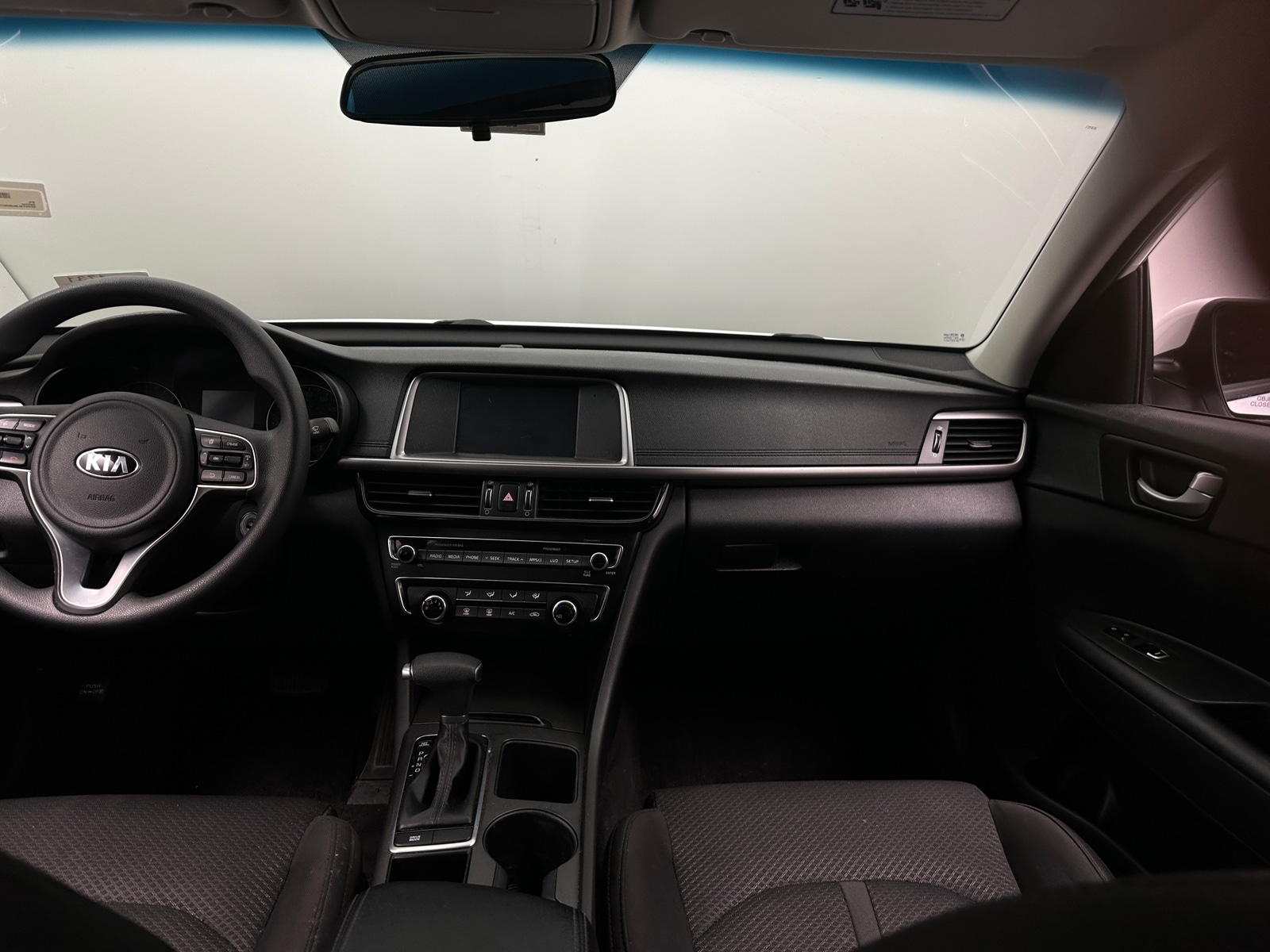 Thumbnail: 2018 Kia Optima - 3