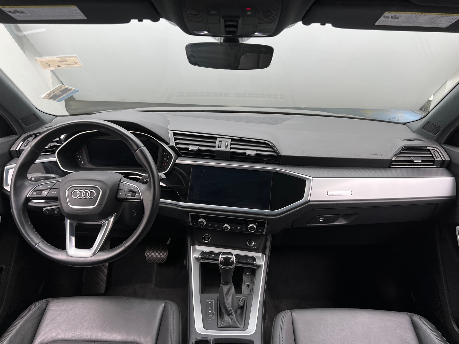 Thumbnail: 2021 Audi Q3 - 2