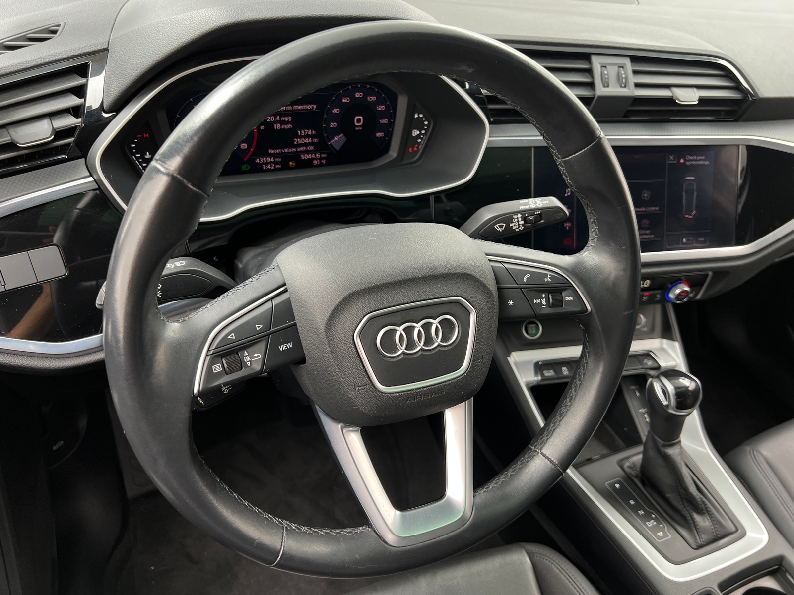 Thumbnail: 2021 Audi Q3 - 4