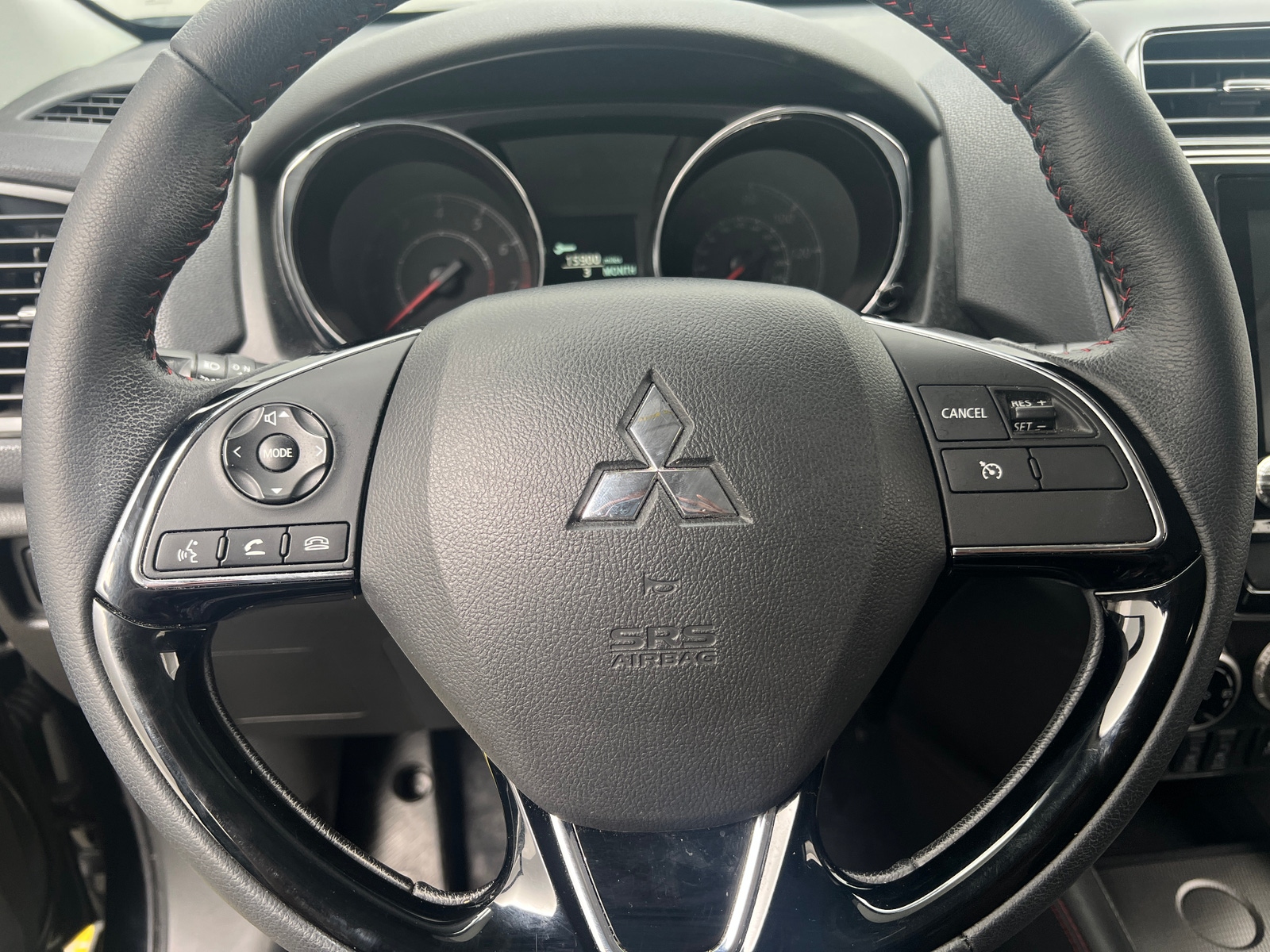 Thumbnail: 2022 Mitsubishi Outlander Sport - 5