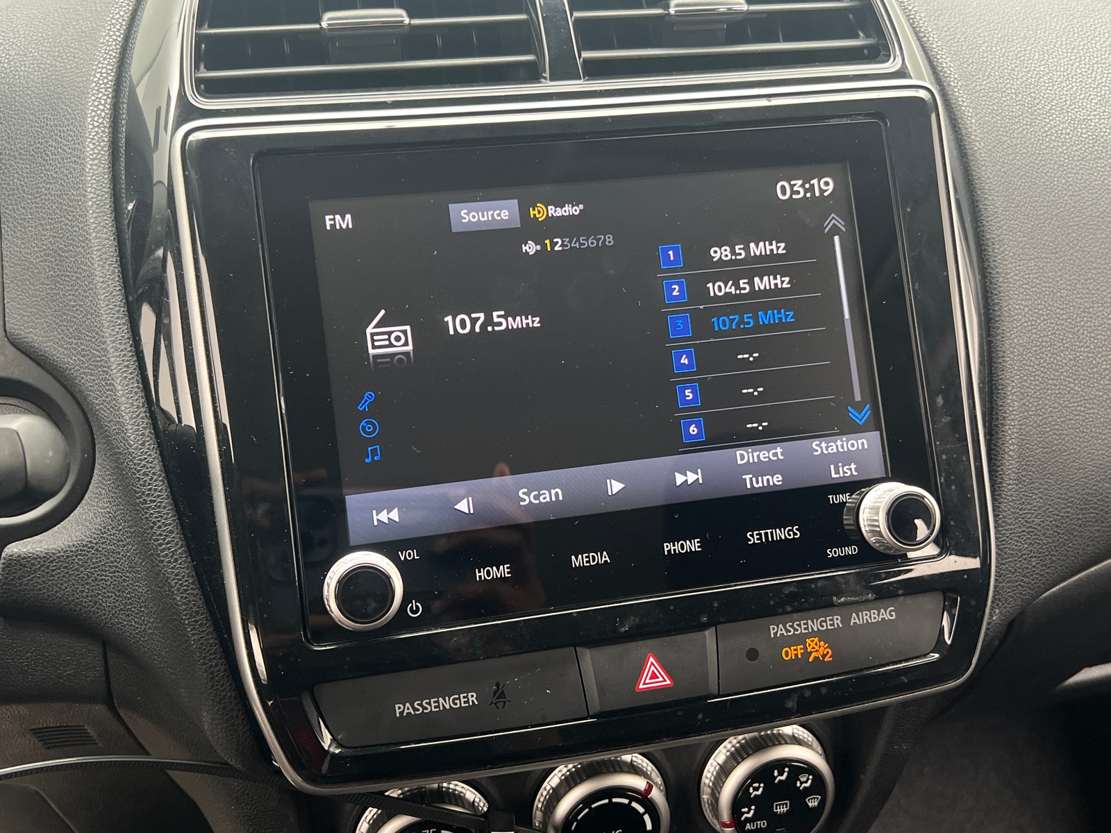 Thumbnail: 2022 Mitsubishi Outlander Sport - 4