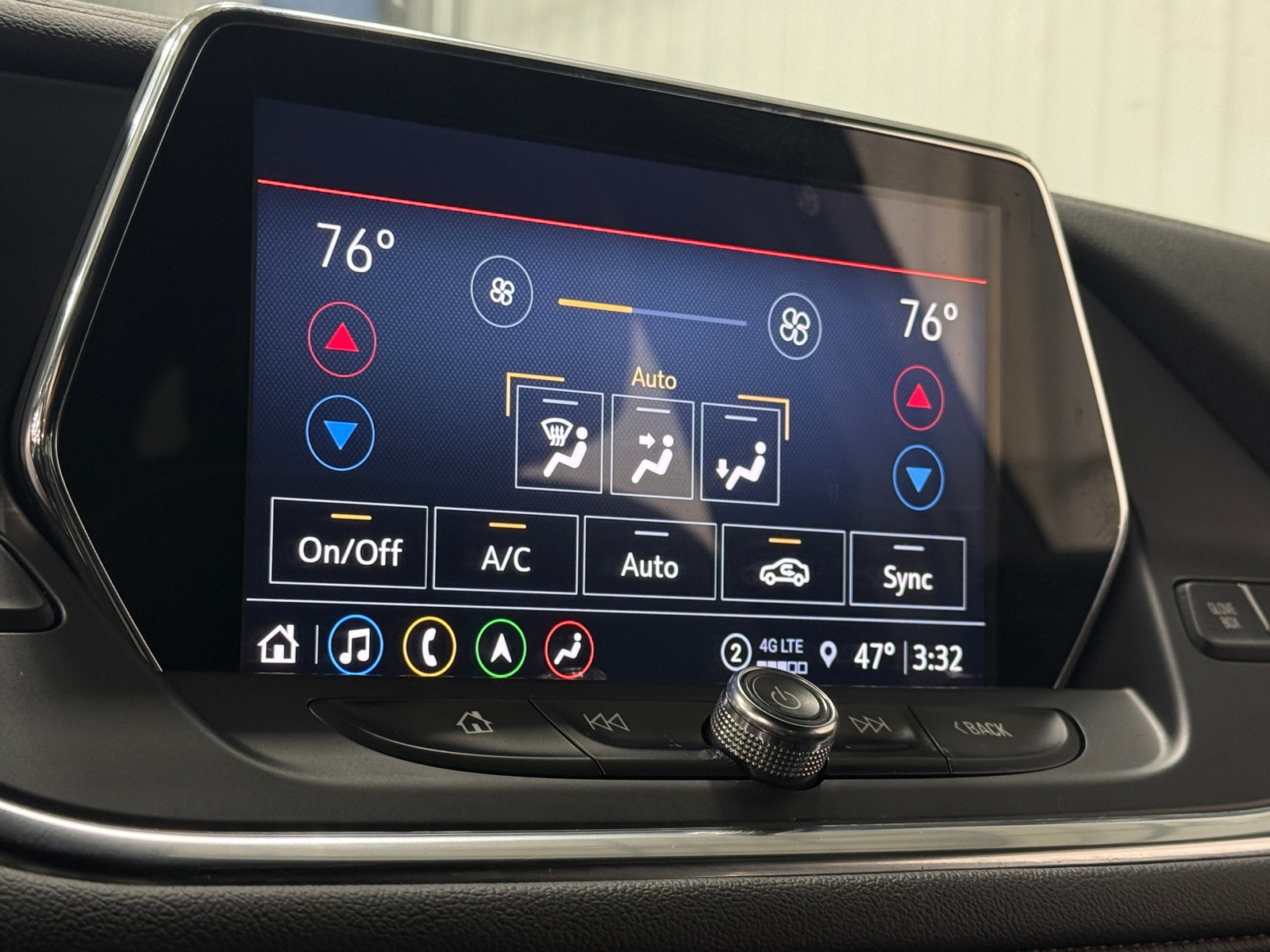 Thumbnail: 2022 Chevrolet Blazer - 3