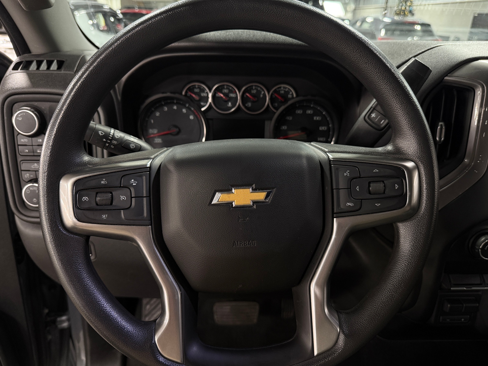 Thumbnail: 2021 Chevrolet Silverado 1500 - 5