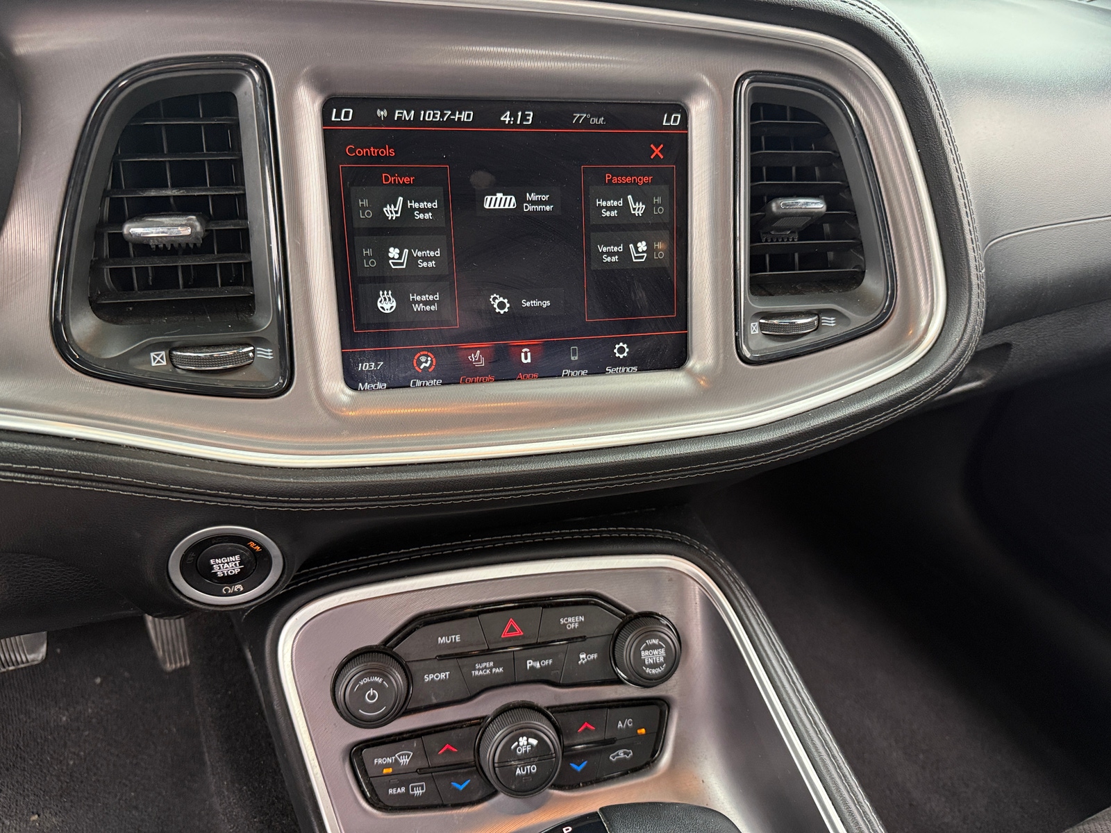 Thumbnail: 2022 Dodge Challenger - 3