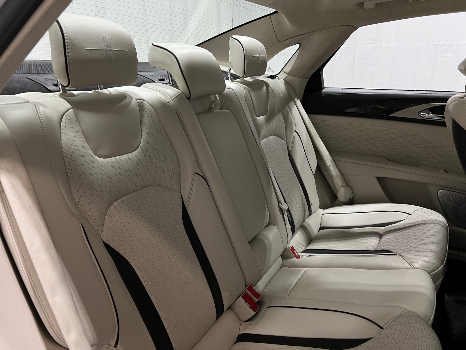 Thumbnail: 2018 Lincoln MKZ - 5