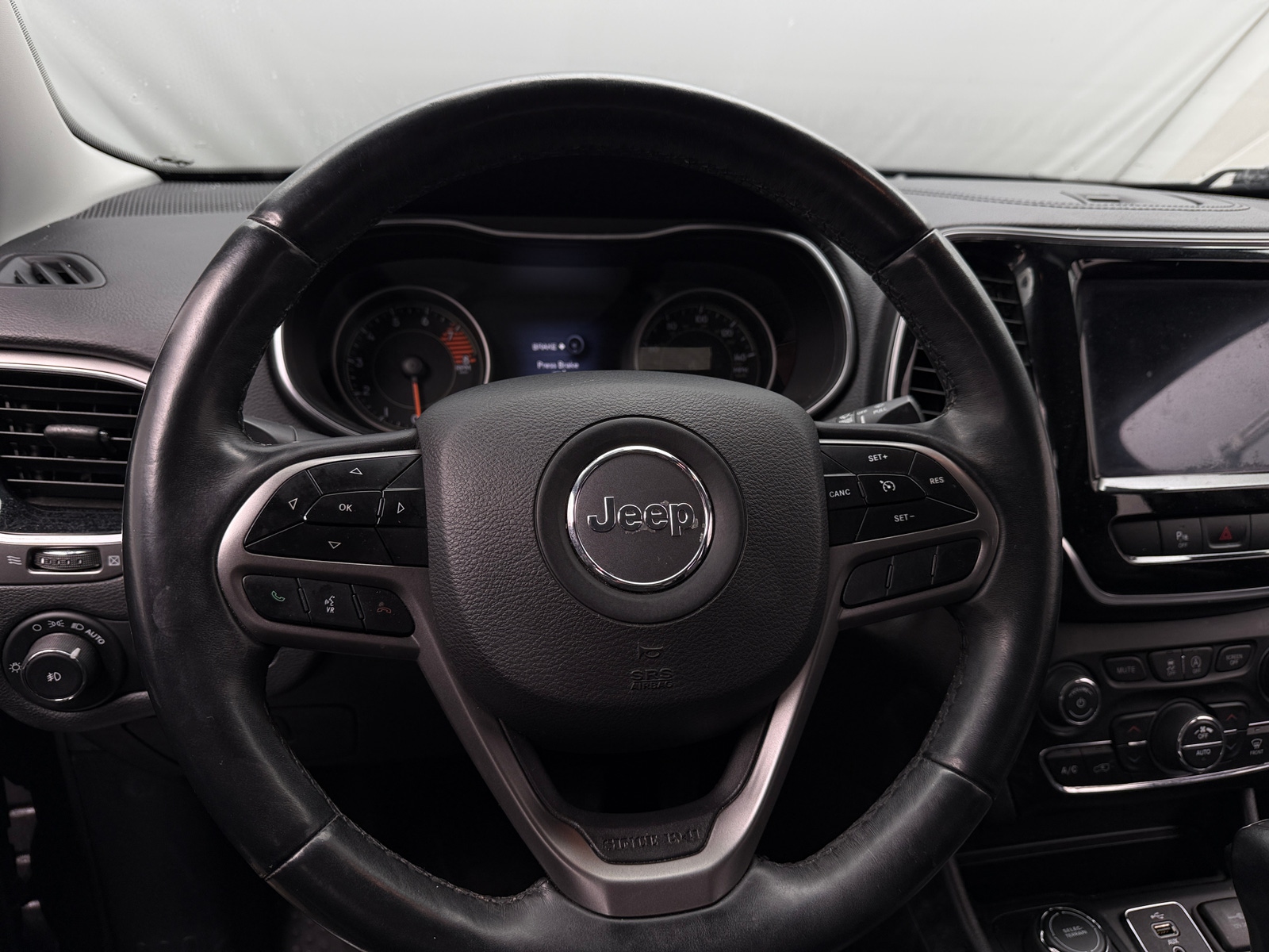 Thumbnail: 2019 Jeep Cherokee - 4