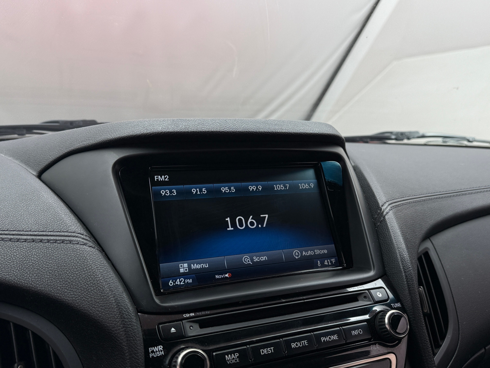 Thumbnail: 2015 Hyundai Genesis - 2