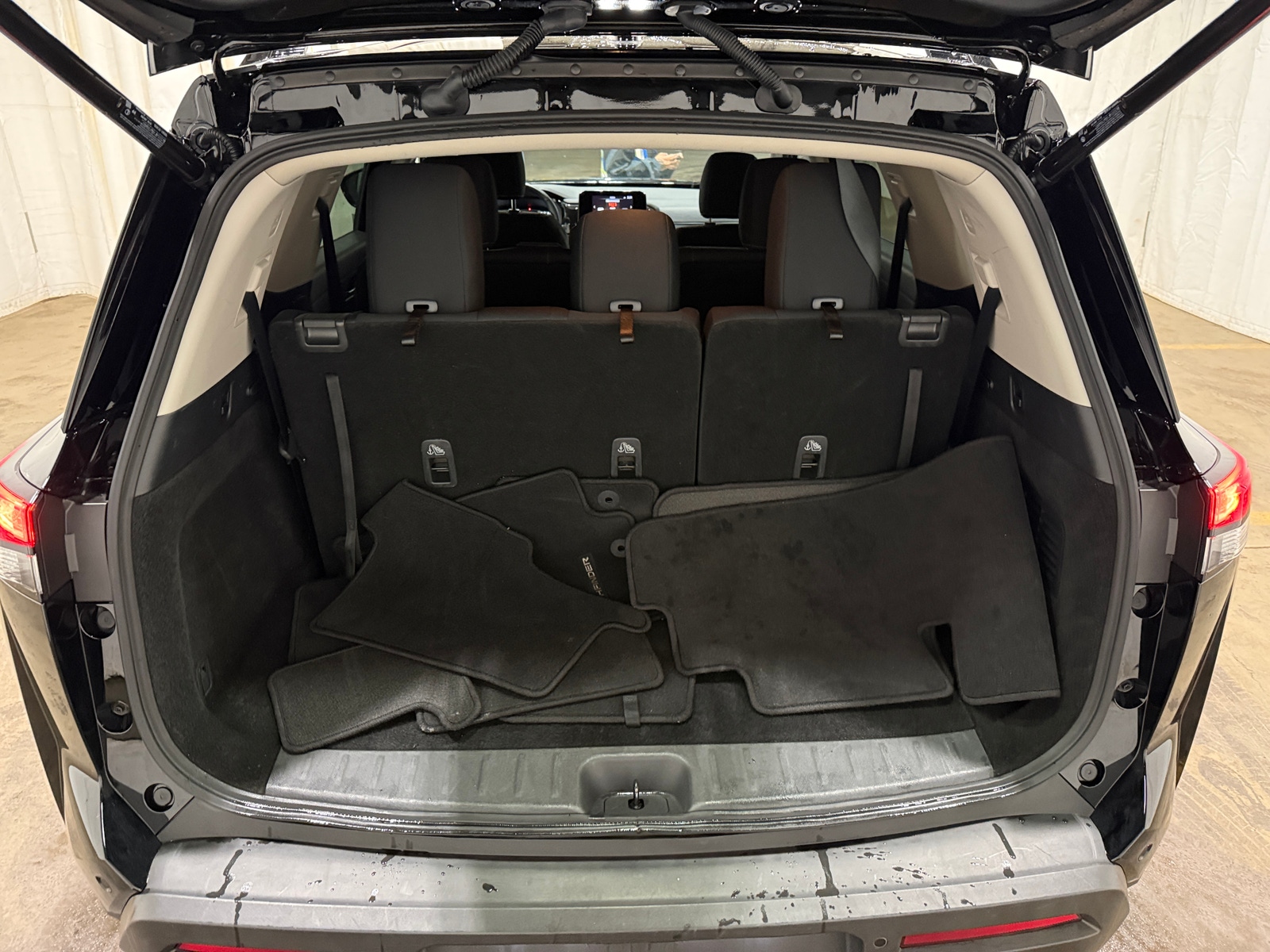 Thumbnail: 2025 Nissan Pathfinder - 7