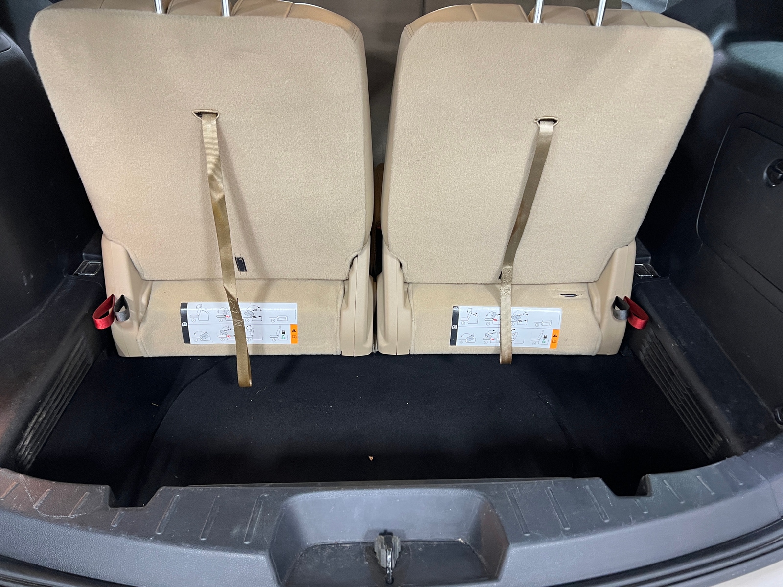 Thumbnail: 2017 Ford Explorer - 6