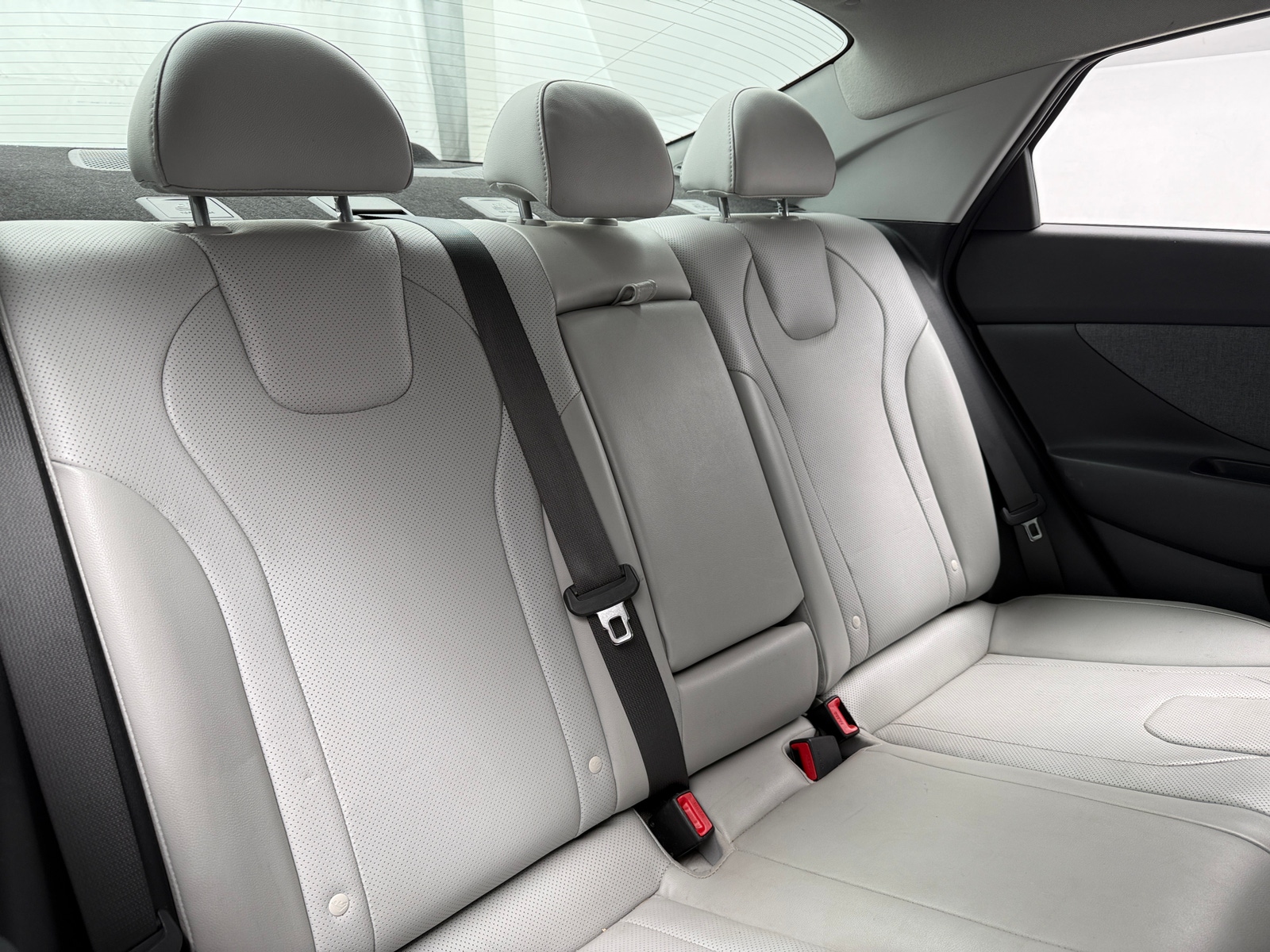 Thumbnail: 2021 Hyundai Elantra - 5