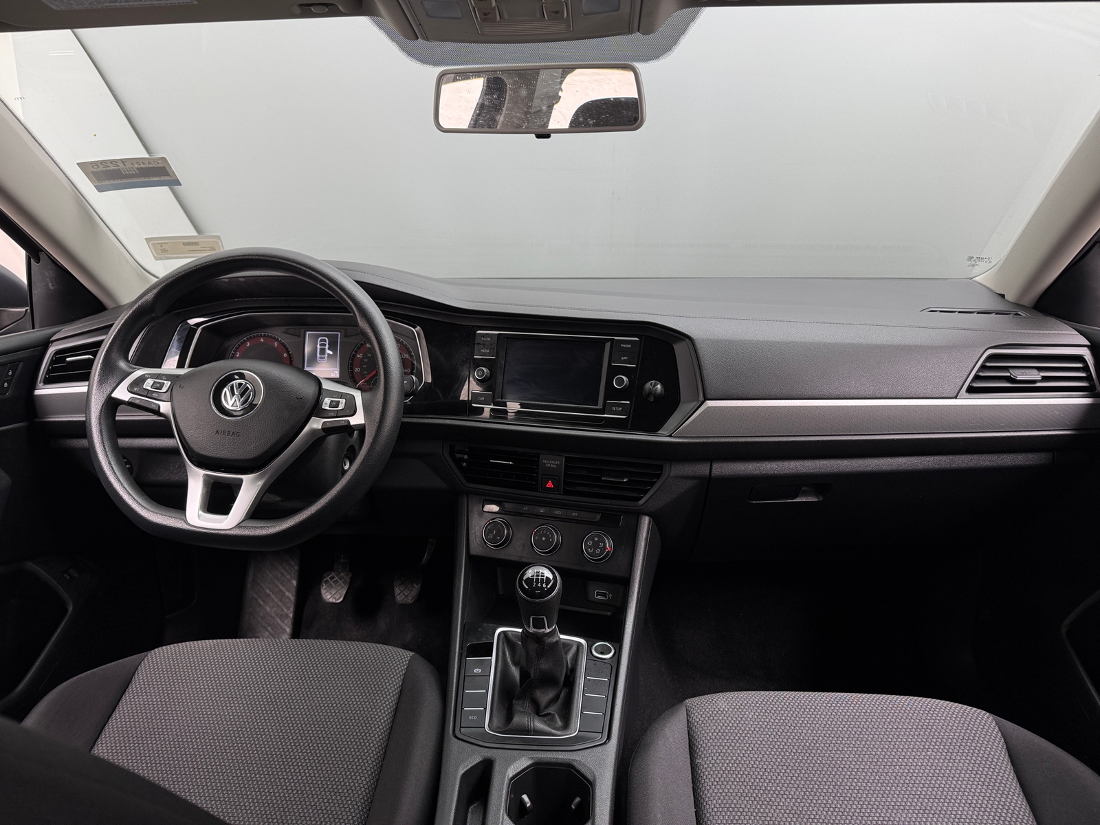 Thumbnail: 2019 Volkswagen Jetta - 3