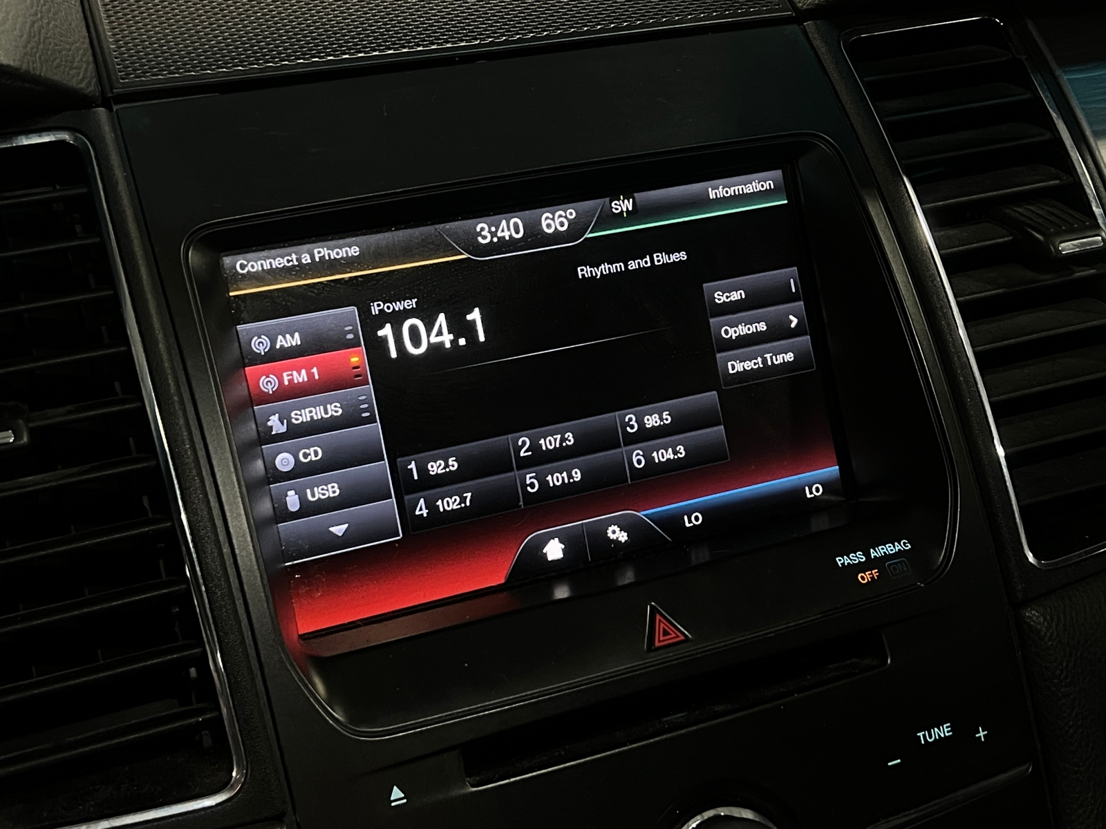 Thumbnail: 2013 Ford Taurus - 4