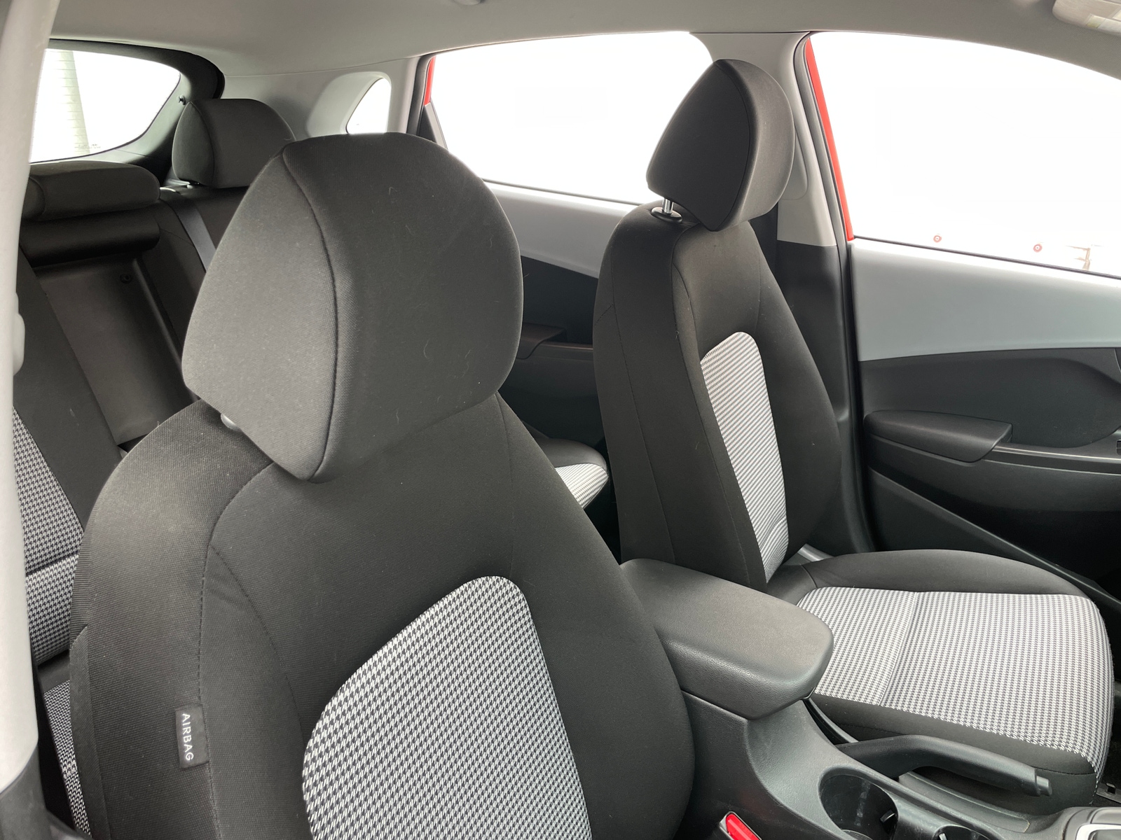 Thumbnail: 2020 Hyundai Kona - 2