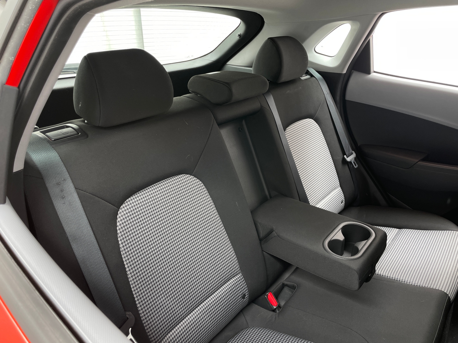 Thumbnail: 2020 Hyundai Kona - 6