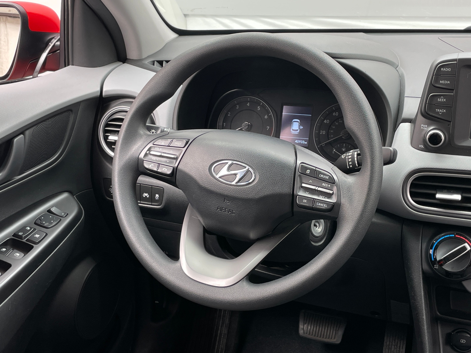 Thumbnail: 2020 Hyundai Kona - 5