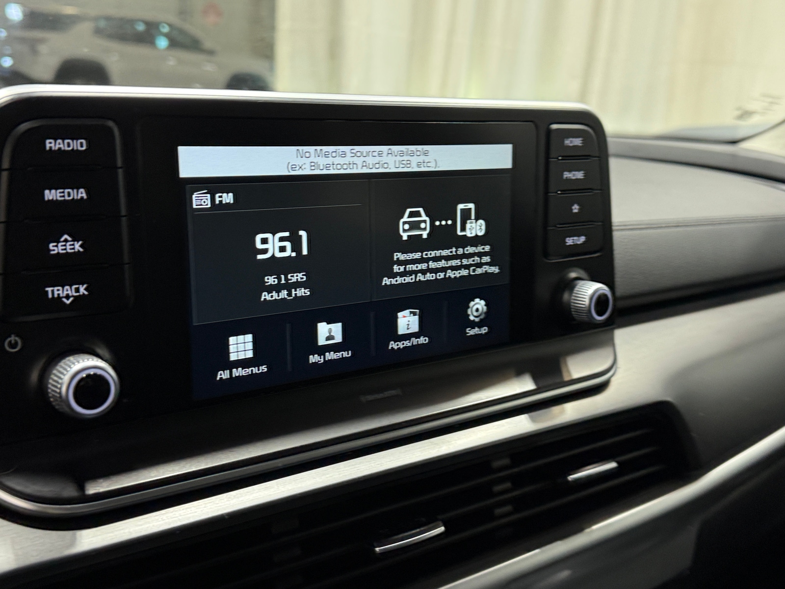 Thumbnail: 2020 Kia Telluride - 3