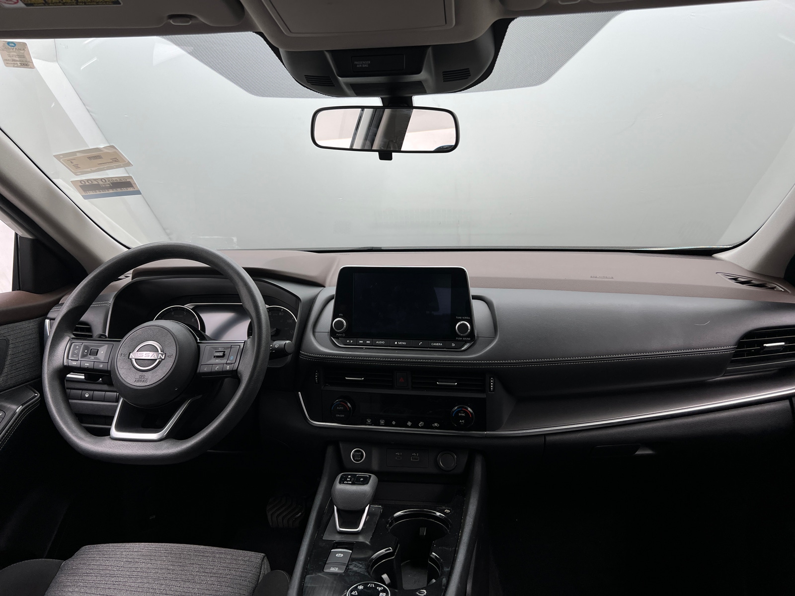 Thumbnail: 2023 Nissan Rogue - 3